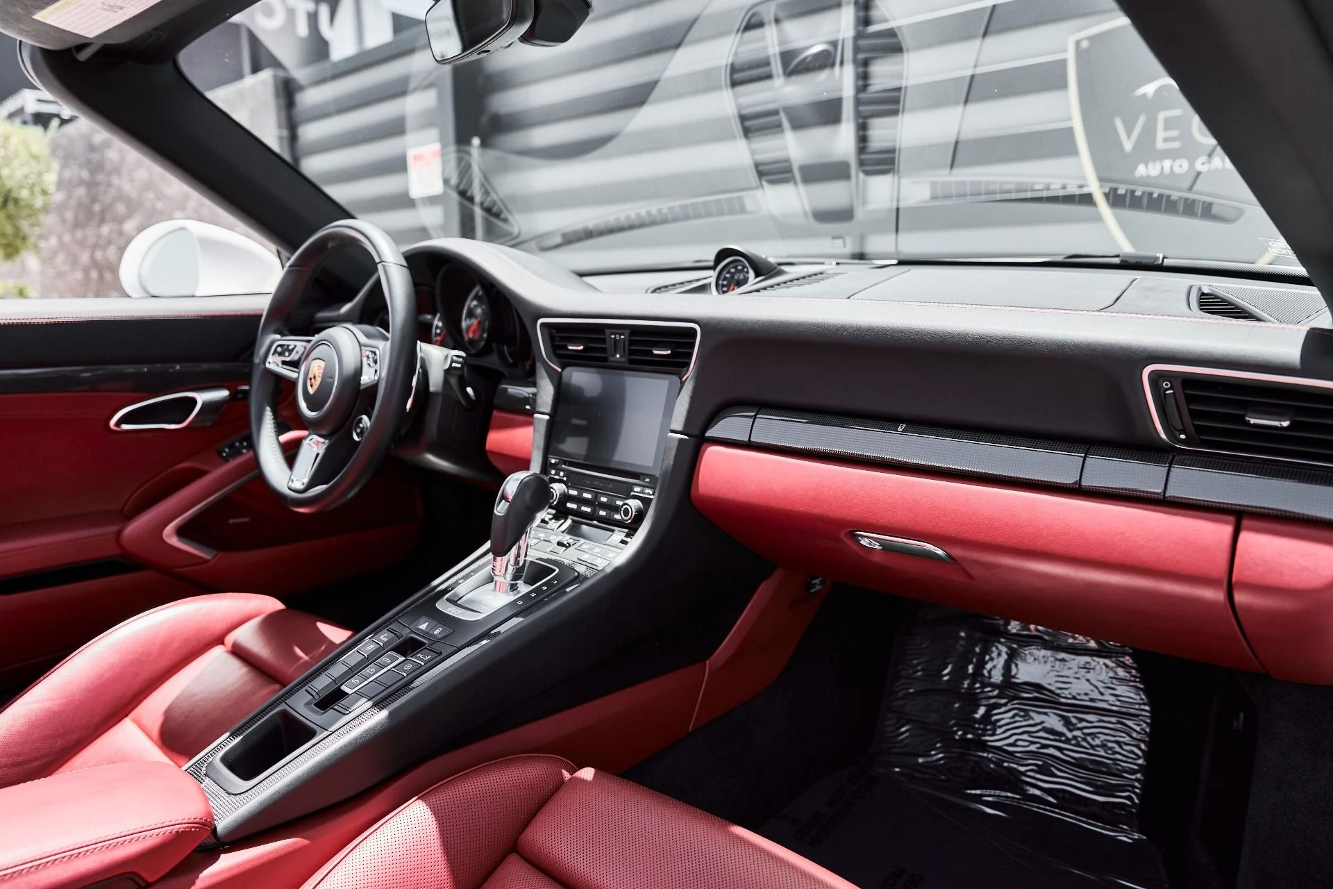 mph037_111031632_Used_2019_Porsche_911_Turbo_S_1781225435_ce52908d59