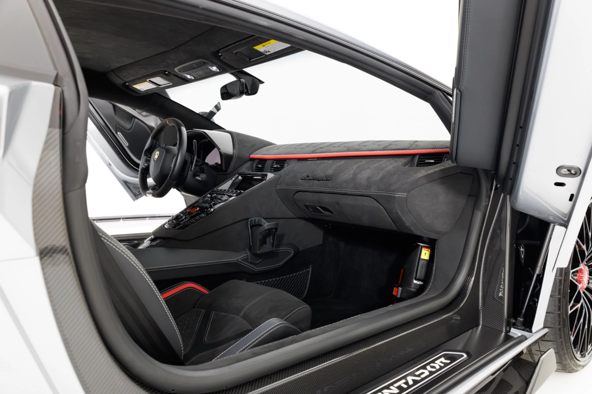 mph037_1111169794_Used_2022_Lamborghini_Aventador_LP_780_4_Ultimae_1784925952_adb53e43c3