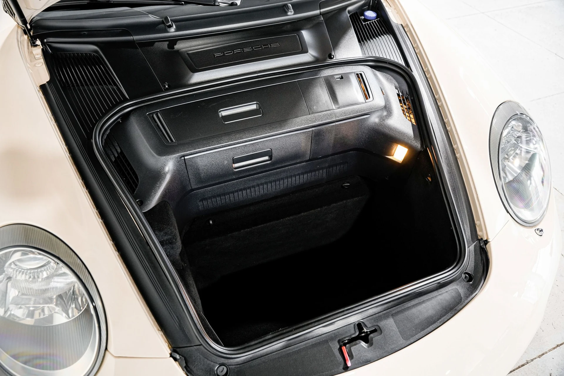 mph037_1113176199_1f5d72c66aaa9e57aa4792e5d80fc484x_36bf214b5c