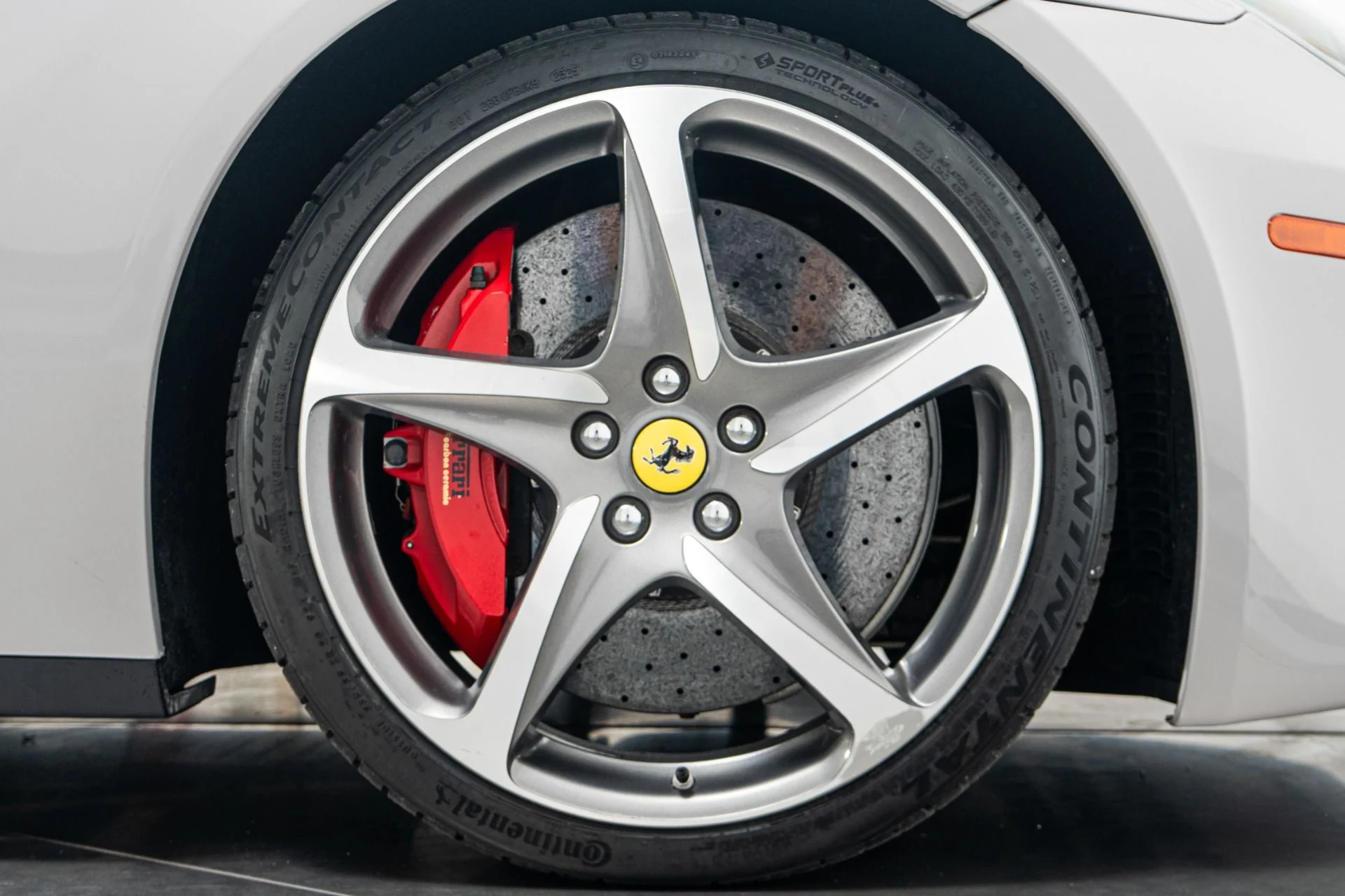 mph037_1116466762_Used_2014_Ferrari_FF_Ventilated_and_Heated_Daytona_Seats_Full_Vehicle_Wrap_1782244426_1e0fa42dfb