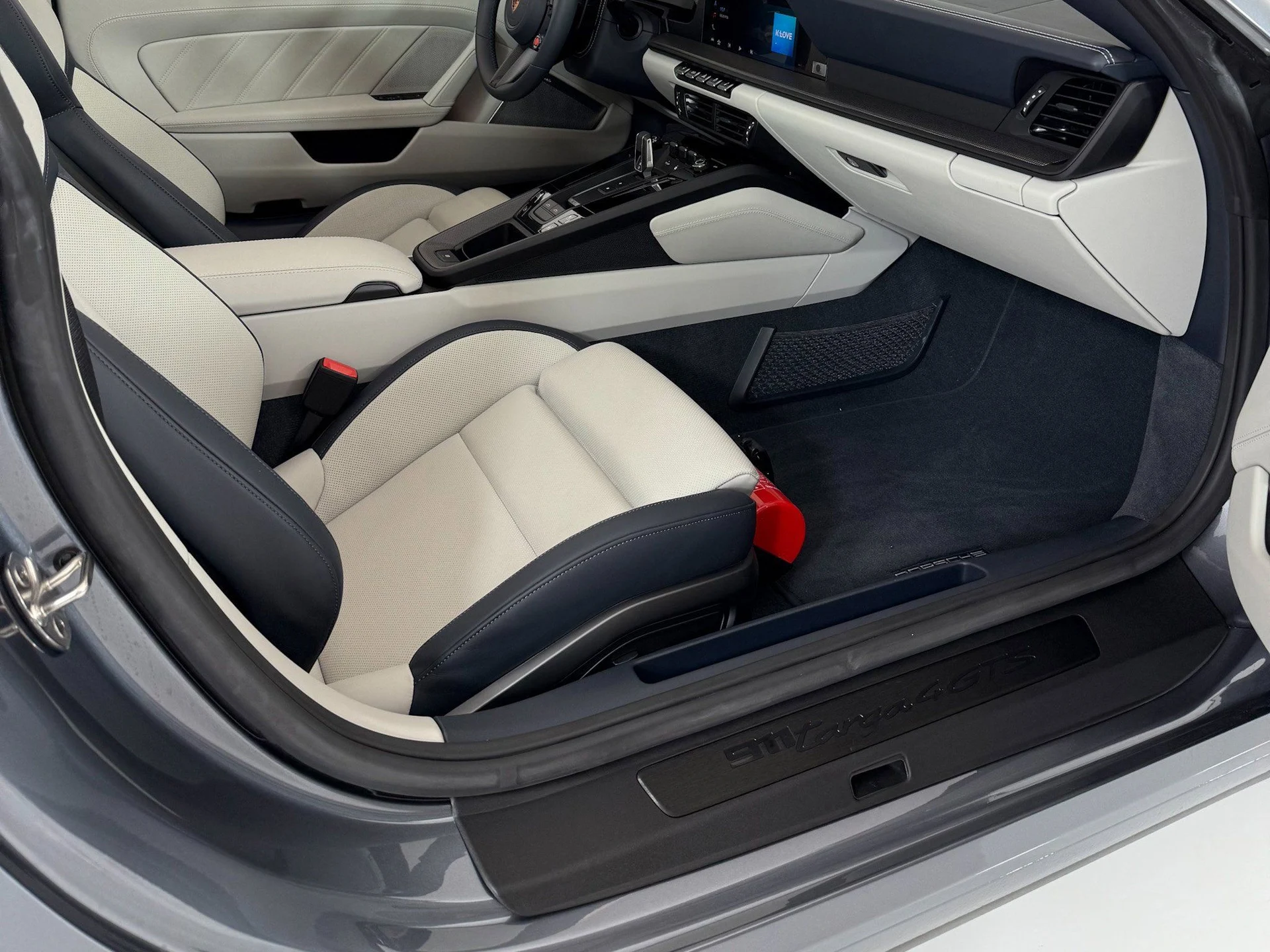 mph037_11495791_ab1c934d24fe5523f47816e8954c9a22_61a6844420