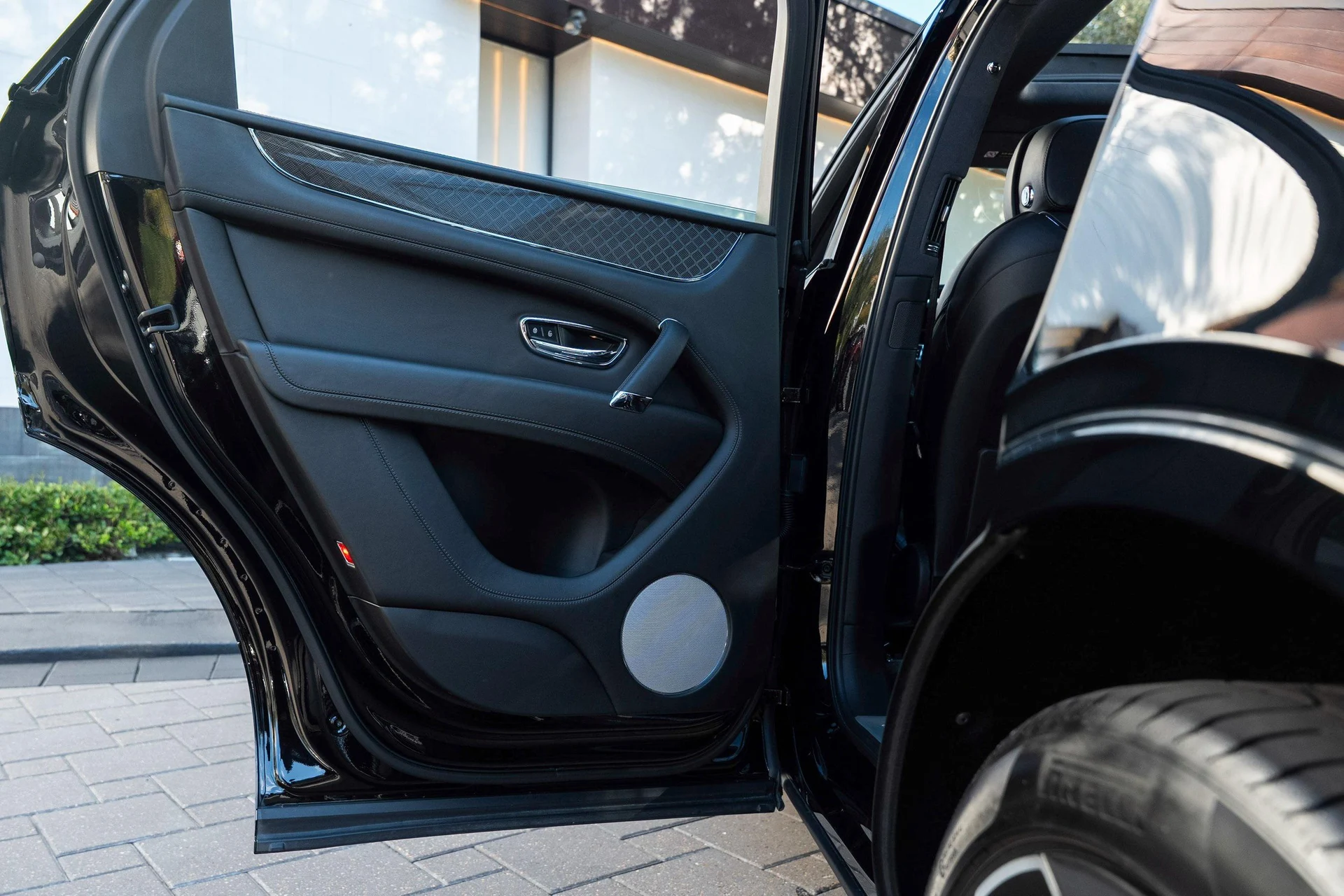 mph037_1153454482_476162065_692f07f7e2421a9470ea5764_37719a89f3