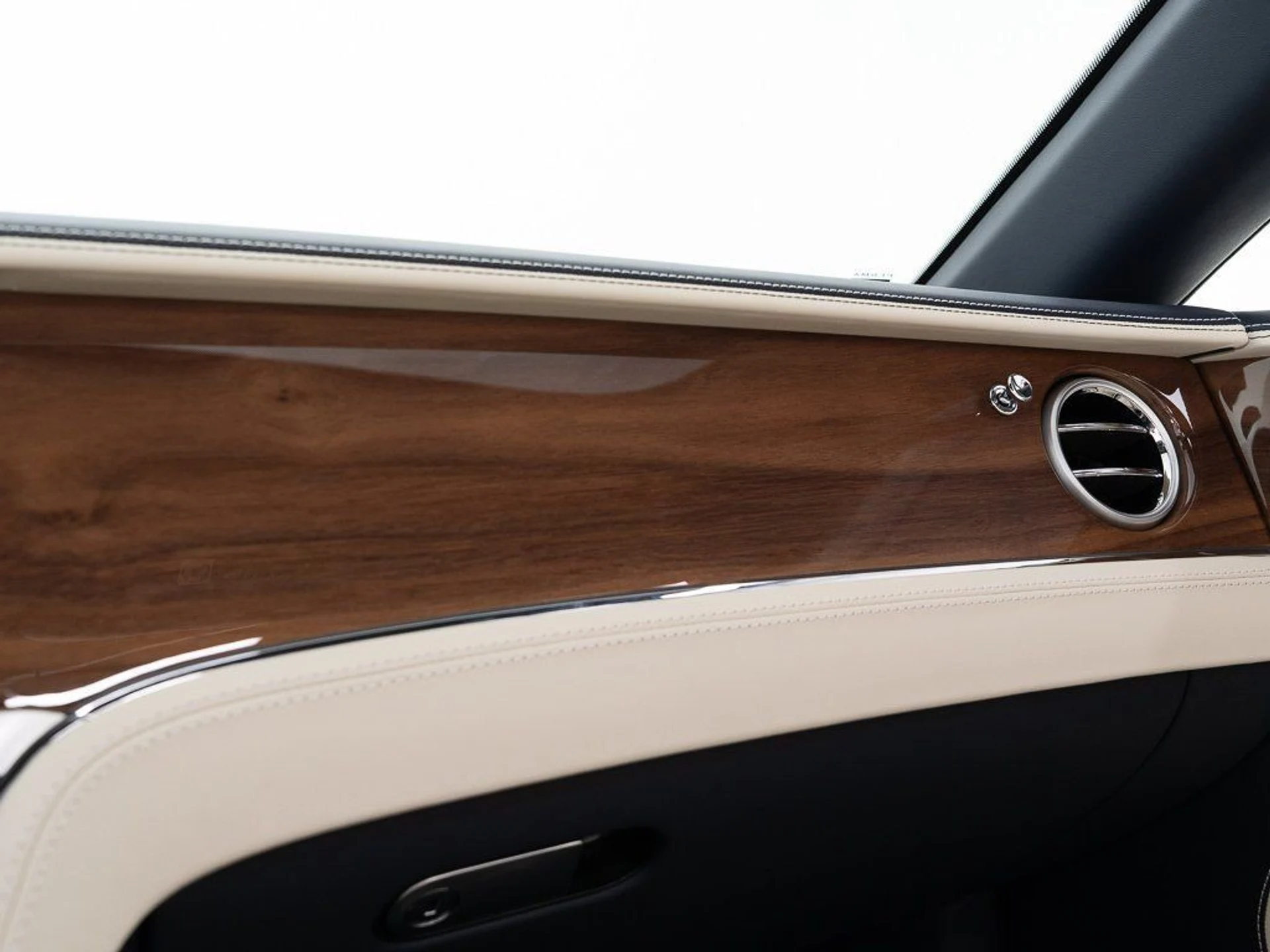 mph037_1154419065_acd610893bb3a28a100fe58d71fd2f2e_7303ea83a0