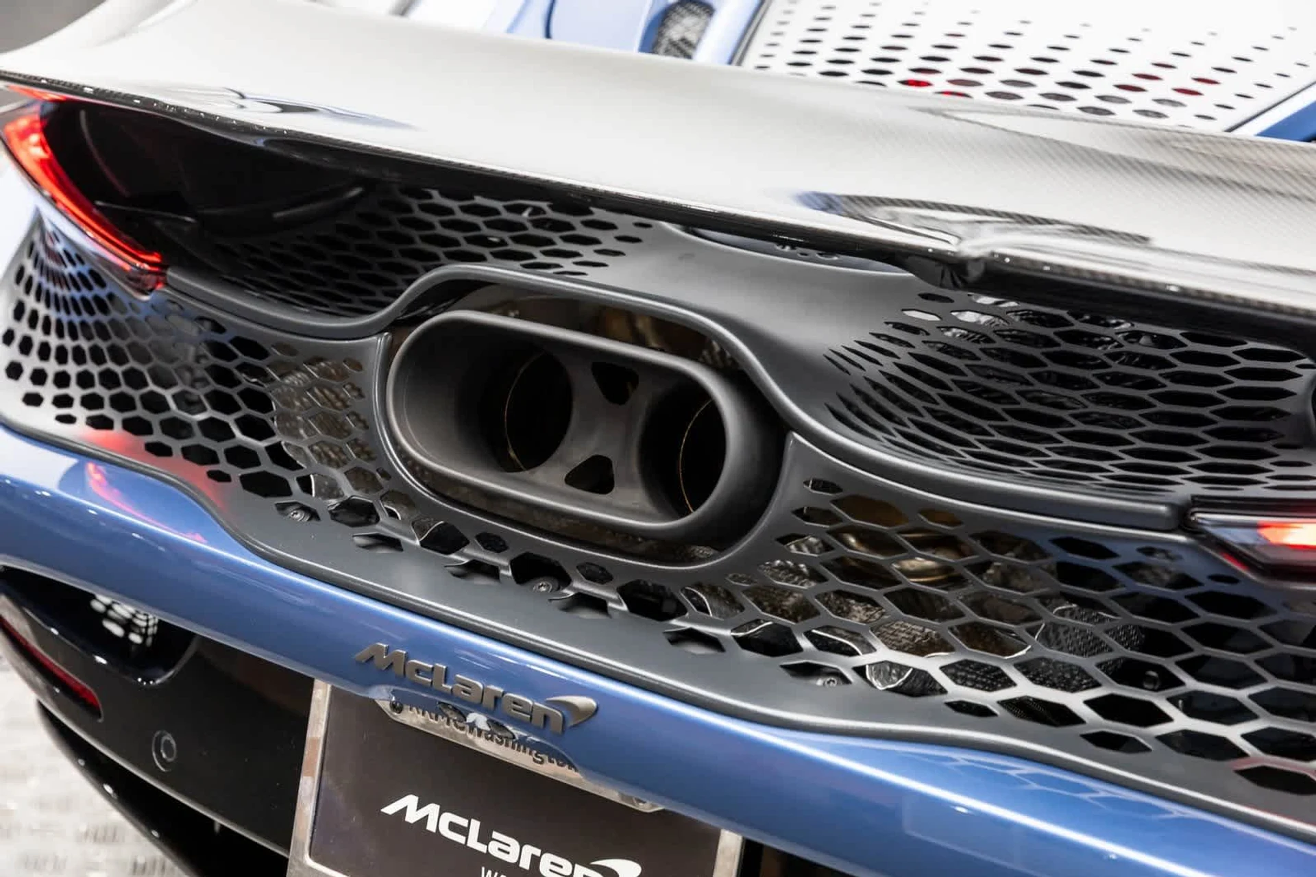 mph037_1168687876_38_e6b87df67d