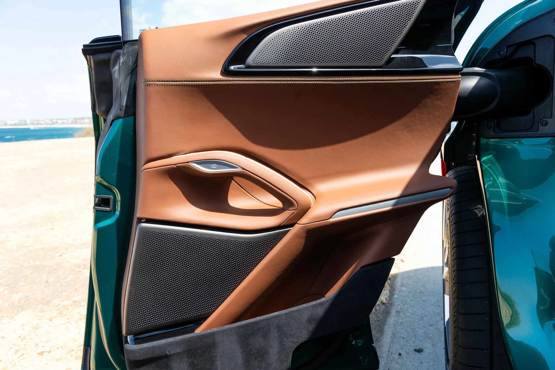 mph037_1170522547_91e6a6c8b3450f27b367778d4140f2c4_f1c6b28ff1