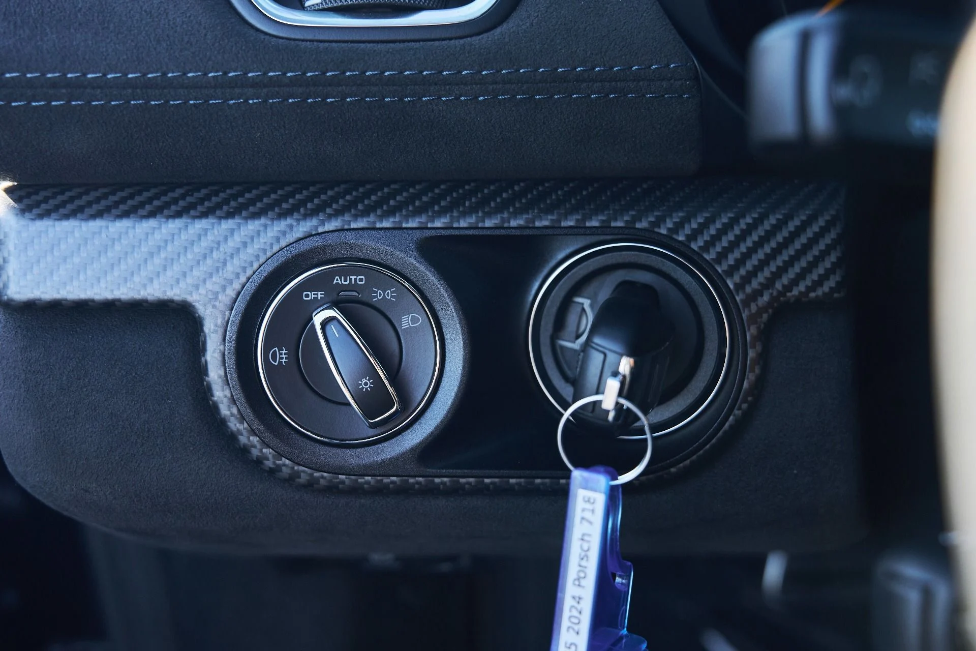 mph037_1172311575_Used_2024_Porsche_718_Cayman_GT_4_RS_1769909465_8af308a207