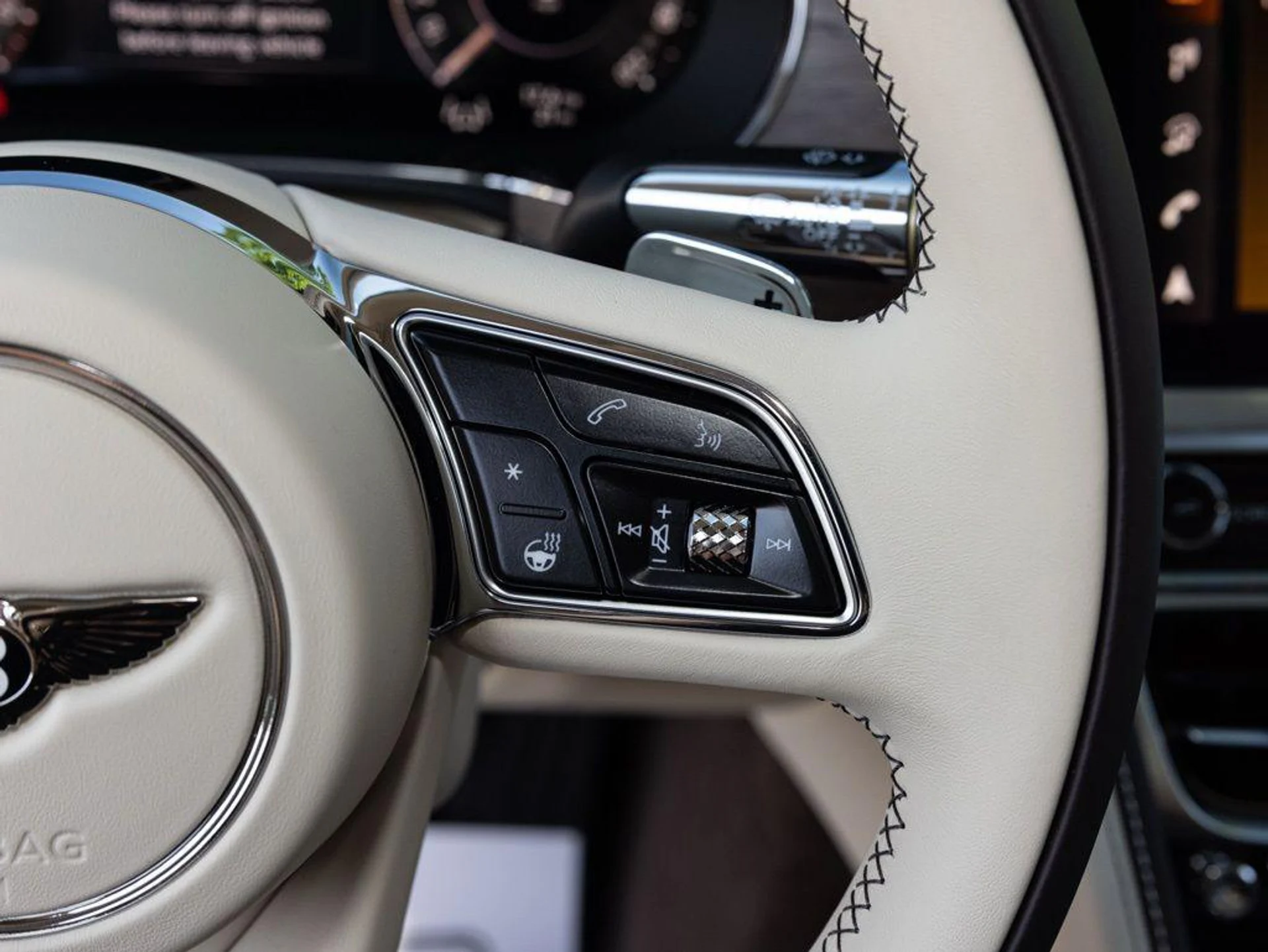 mph037_1173799882_514426019_69ea40e9a250cd82d00a2445_e829049715