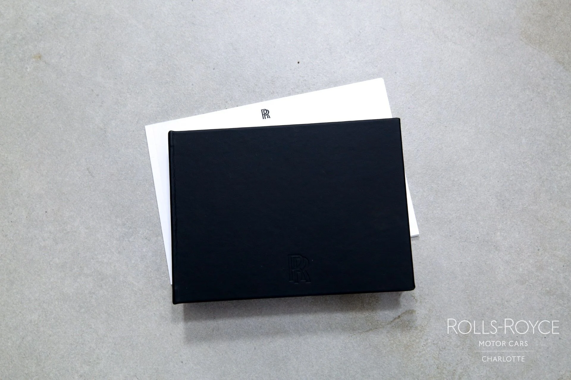 mph037_1176114535_Used_2025_Rolls_Royce_Cullinan_1757533758_daf6fa116c