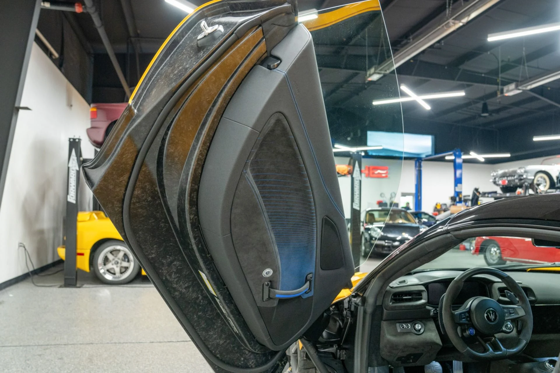 mph037_1178131916_Used_2023_Maserati_MC_20_Cielo_193_Miles_Fuoriserie_Color_Interior_Carbon_Fiber_Package_1770052750_4055484310