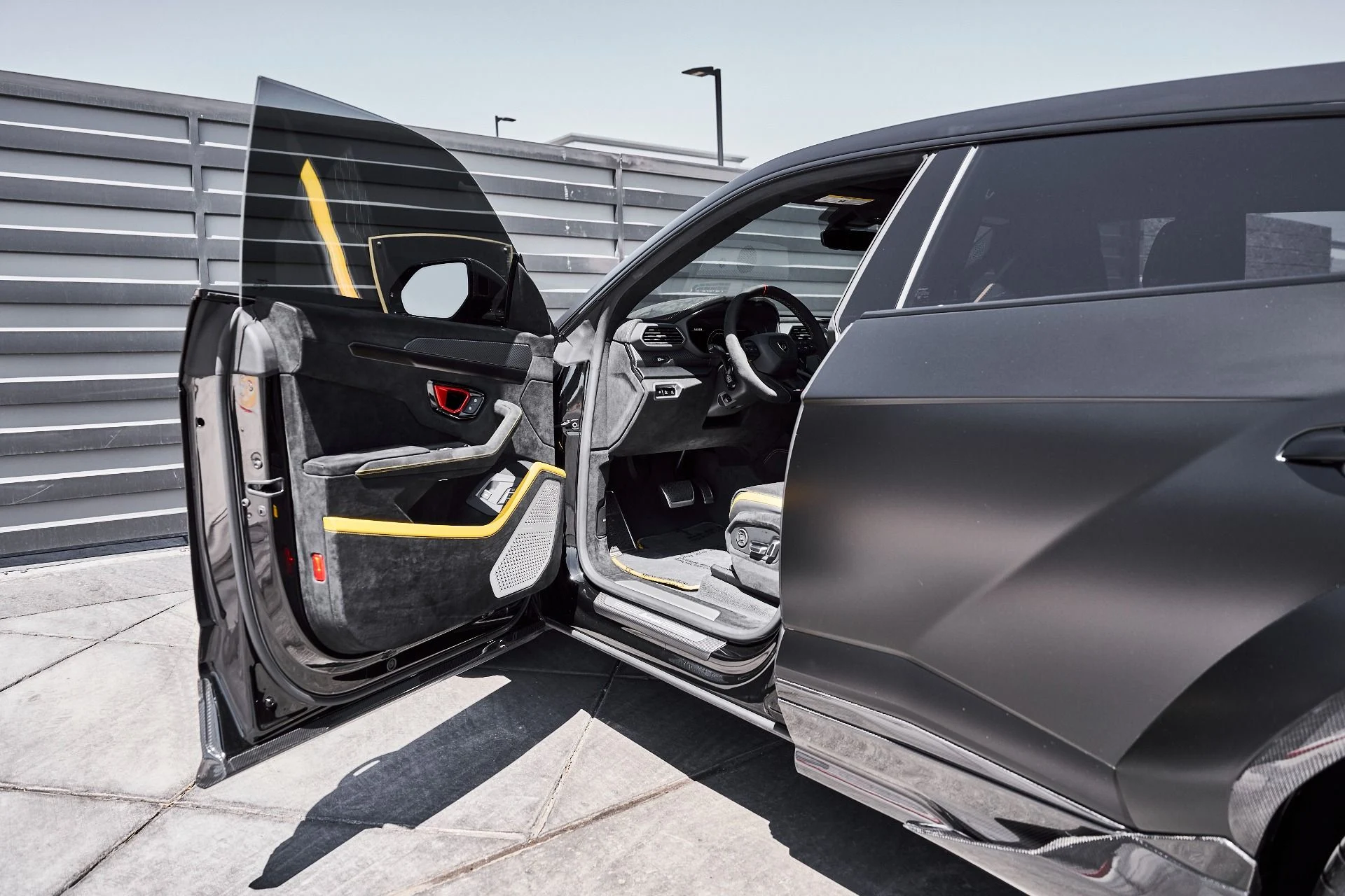 mph037_1184276522_Used_2024_Lamborghini_Urus_Performante_1778117008_a91ffa8198