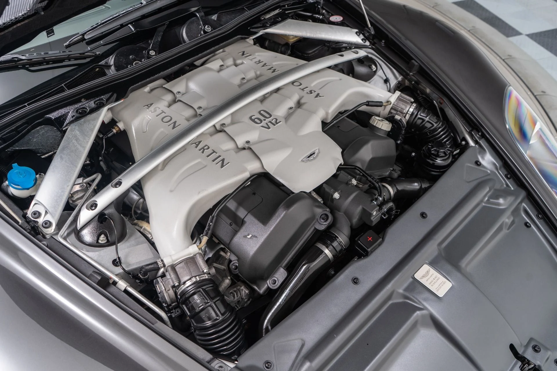 mph037_1186900732_Used_2009_Aston_Martin_DBS_1753978319_7449aca6c8