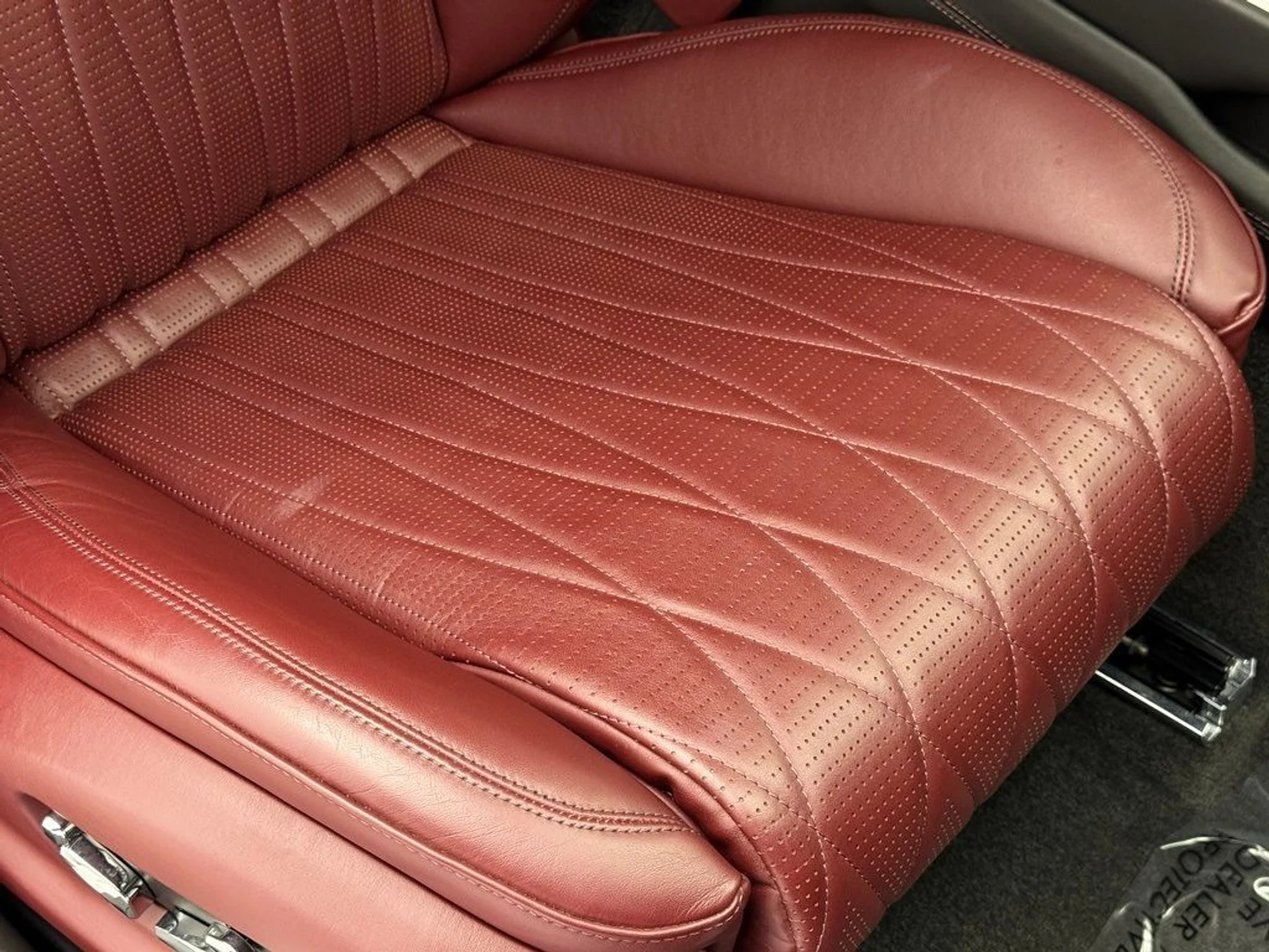 mph037_1195312028_wwcagr6w0luj9g1u25xo3gv2qgxn_60ef216f26