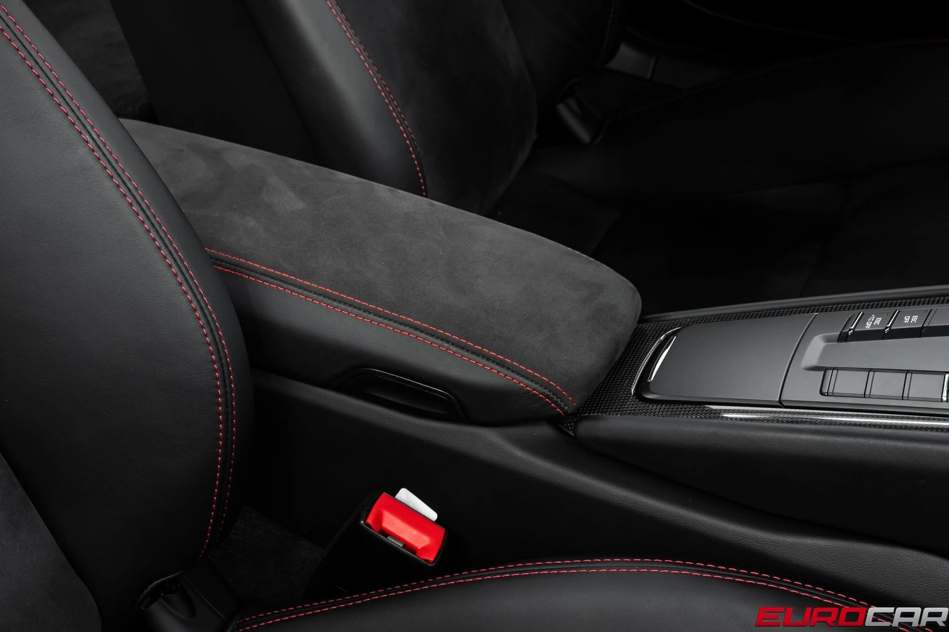 mph037_1195655844_image_38_4f2858935f