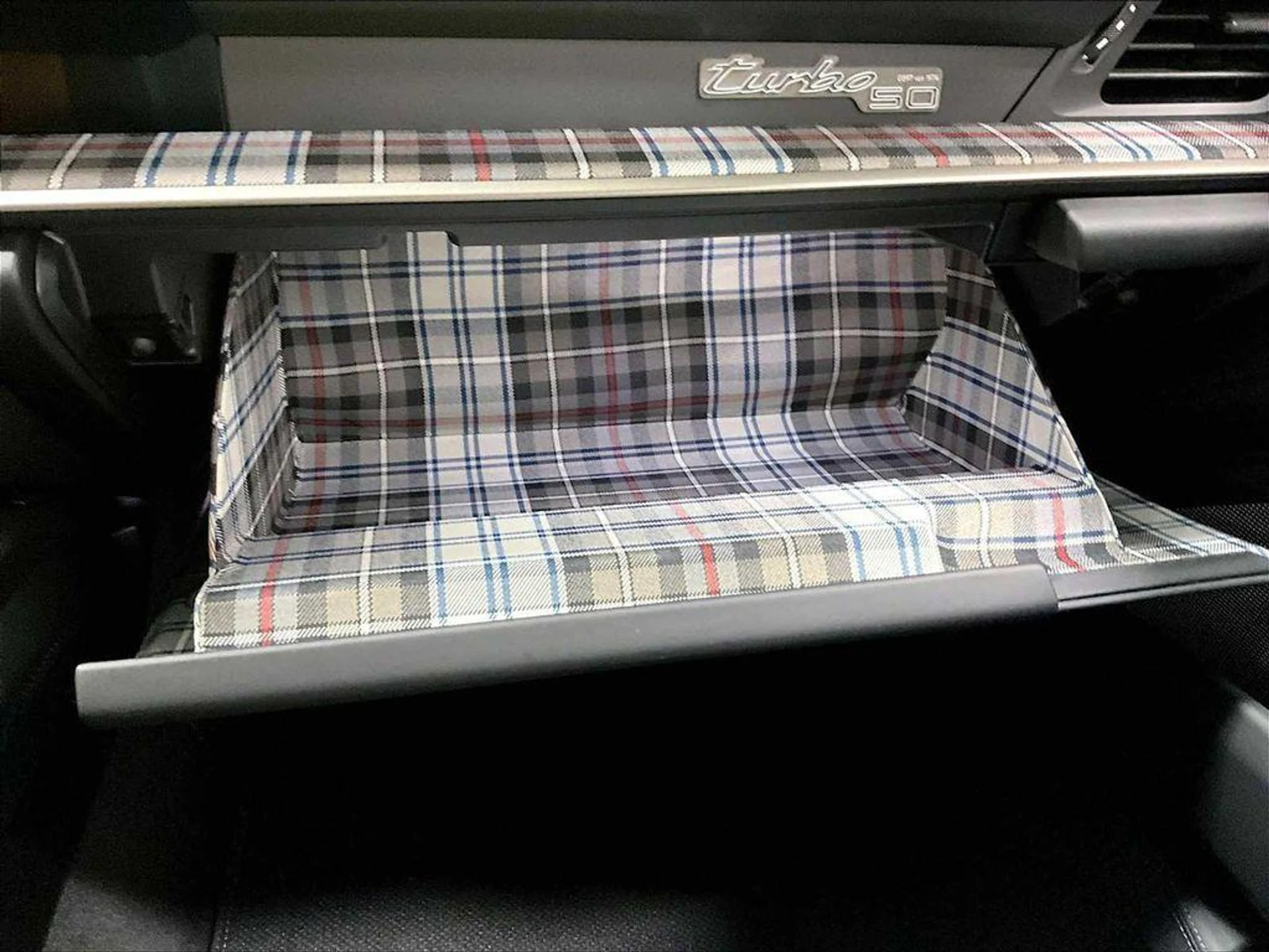 mph037_1198628288_lw0f9xf_MJPA_Reo_E_Pxj4k_Y_No_IR_0_b1784d177c