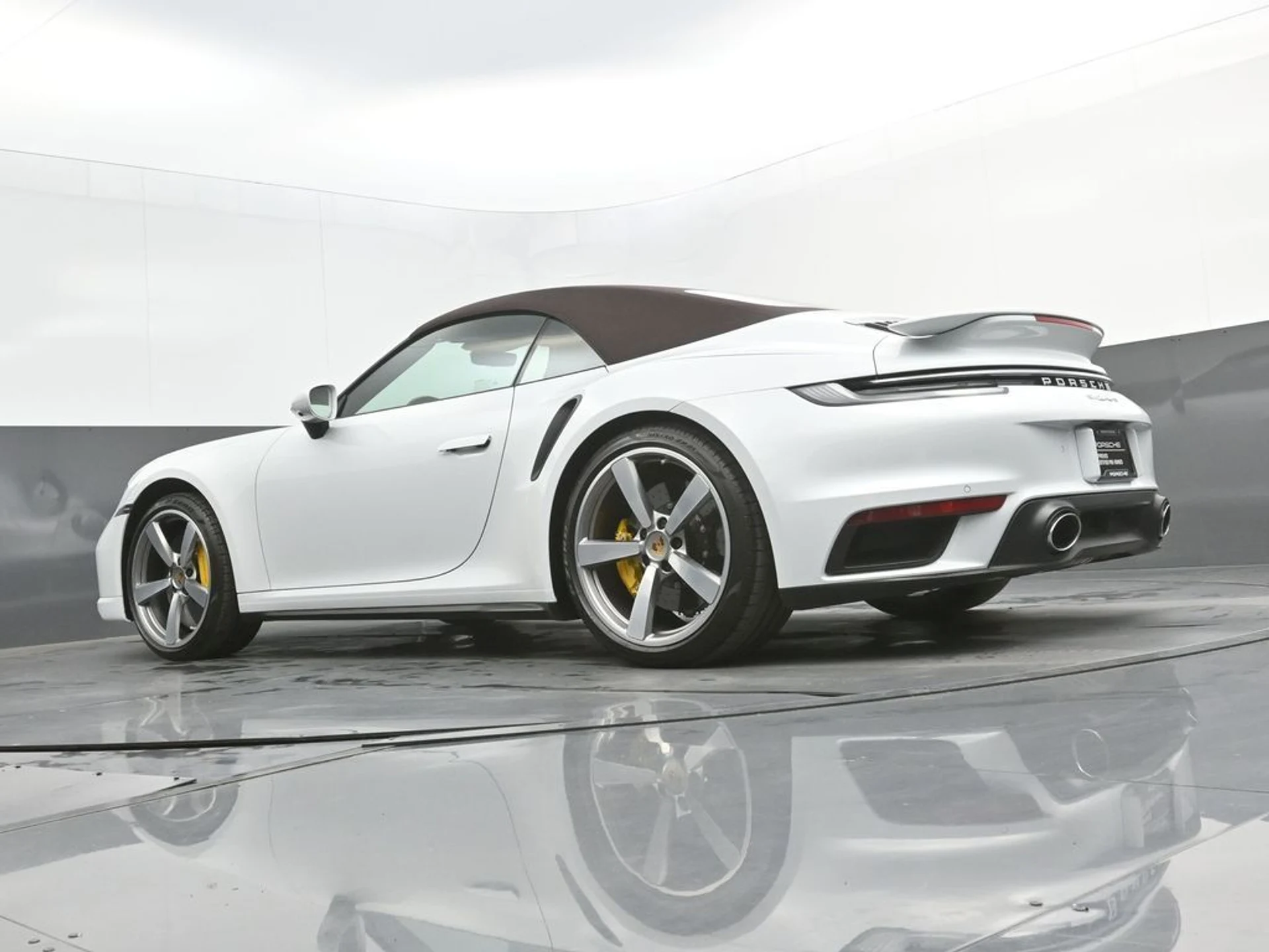 mph037_1208179155_cf6c3ab14adc53e75a33481093157316x_136af90c9b