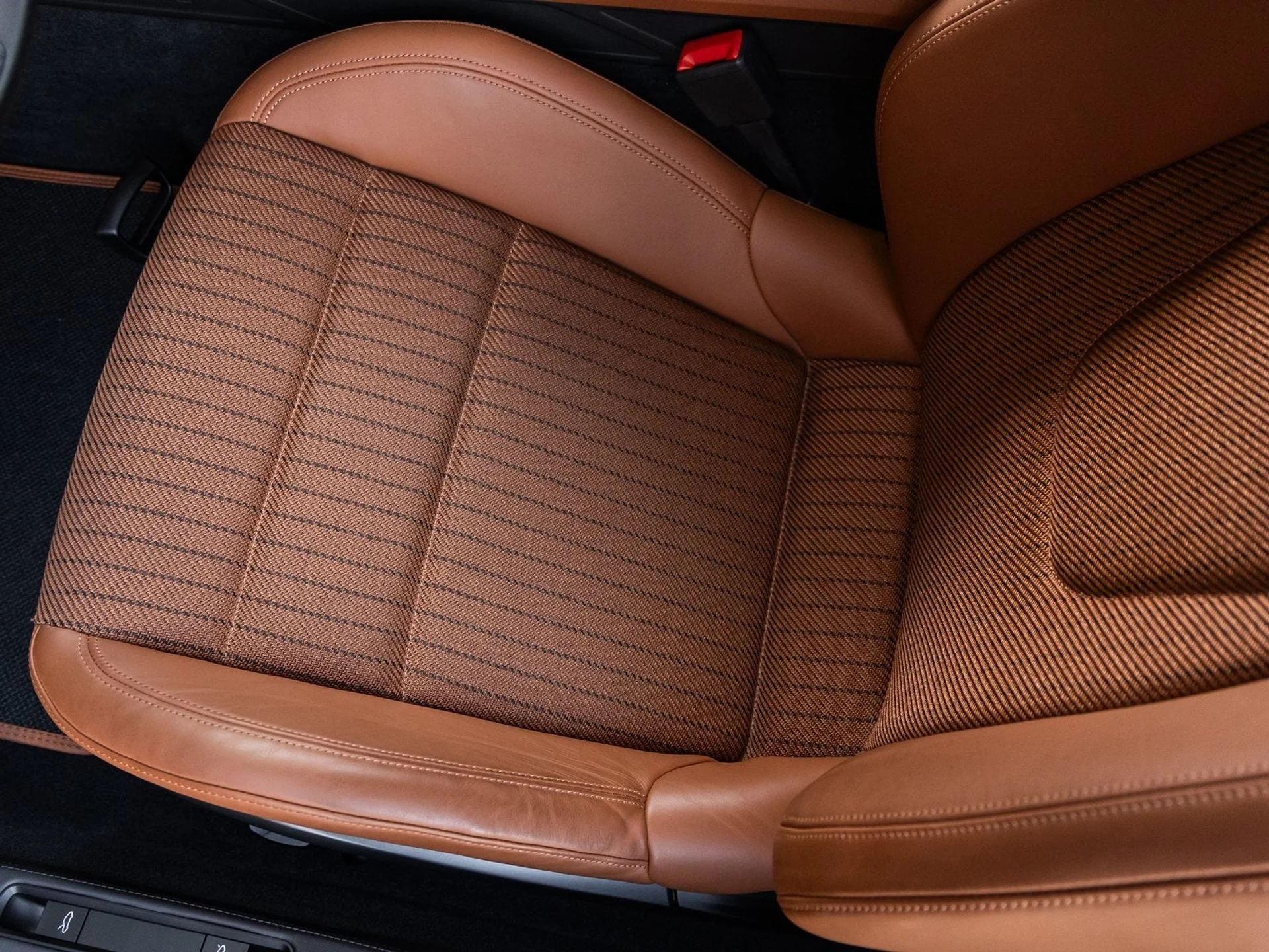 mph037_1231820121_38_b1d4aca043