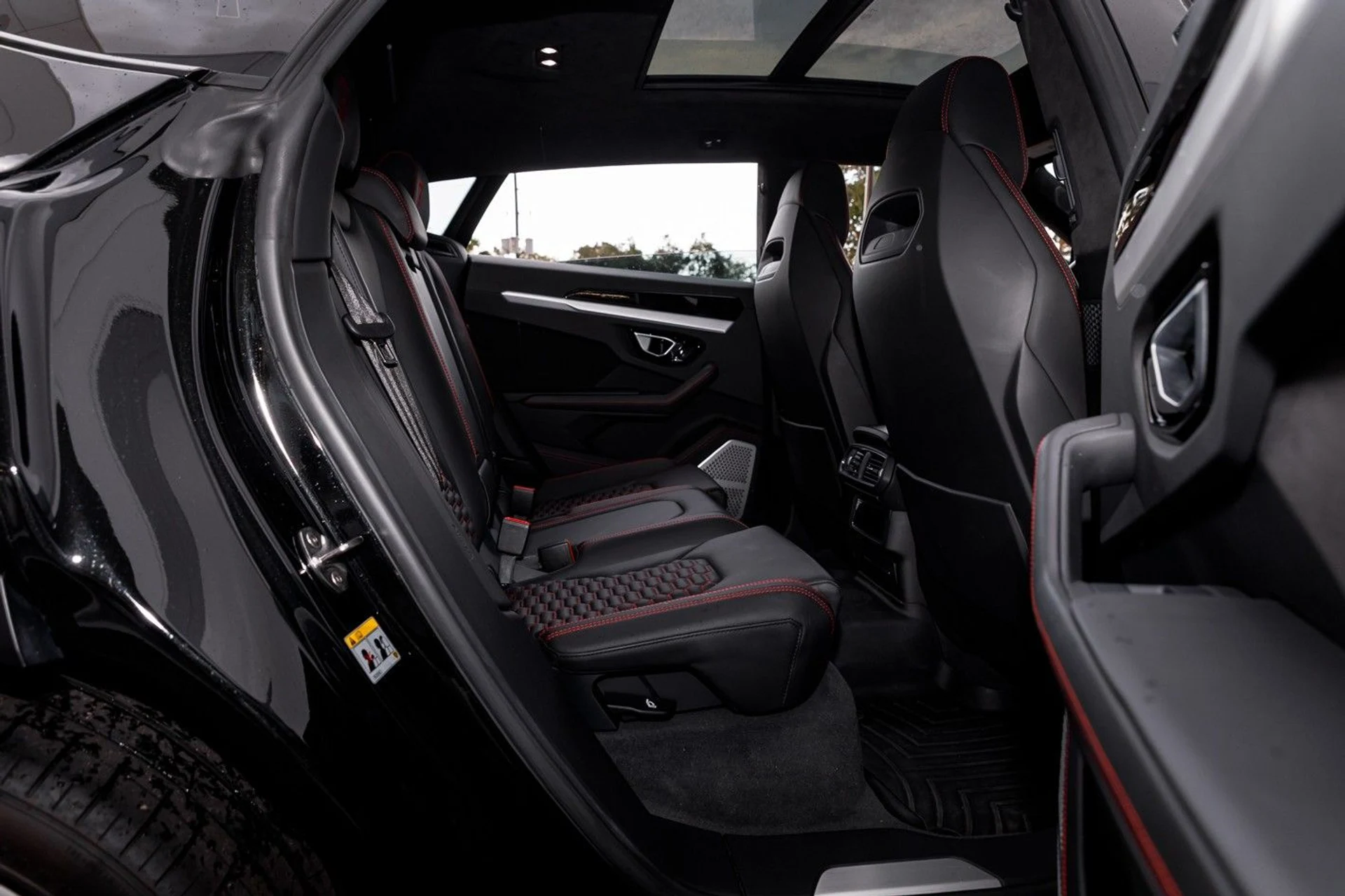 mph037_123937719_624_p38_l_0cee7cf5e2