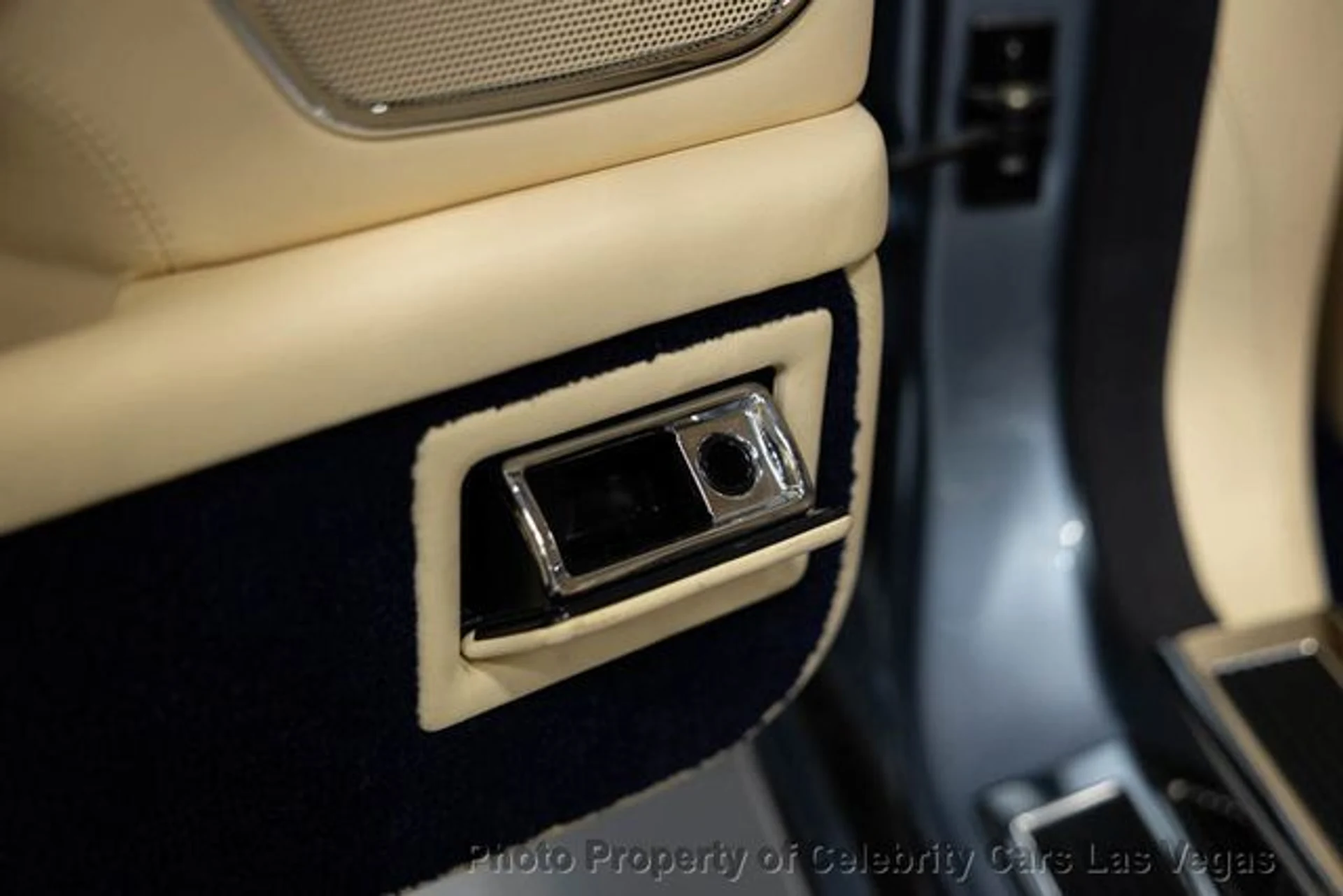 mph037_1246369379_used_2002_rolls_royce_silver_seraph_lastofline1of120forus170totalworldwide_9707_23079302_42_640_4017d353b8