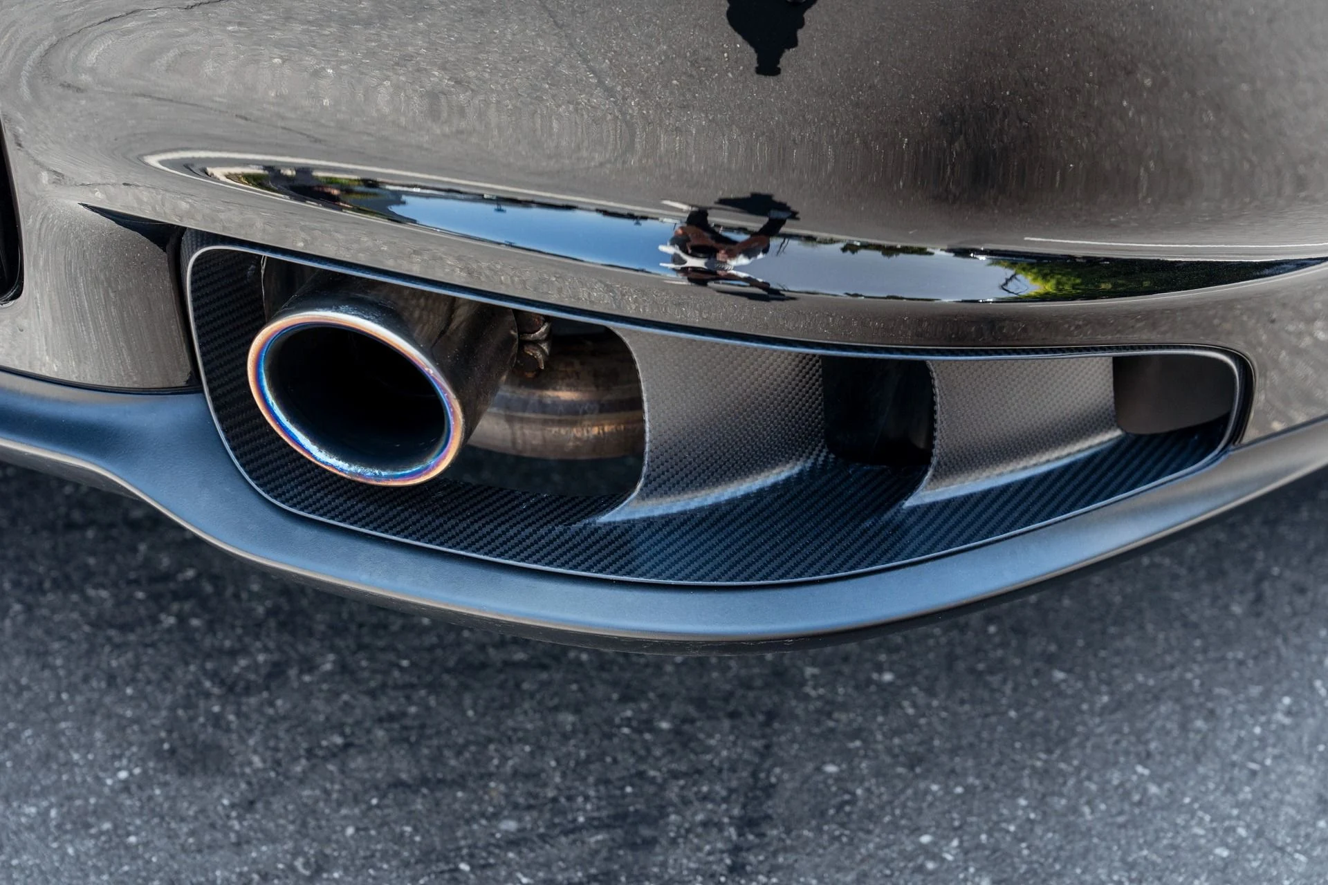 mph037_1246955959_Used_2011_Porsche_911_GT_2_RS_1752601700_700f0f083d