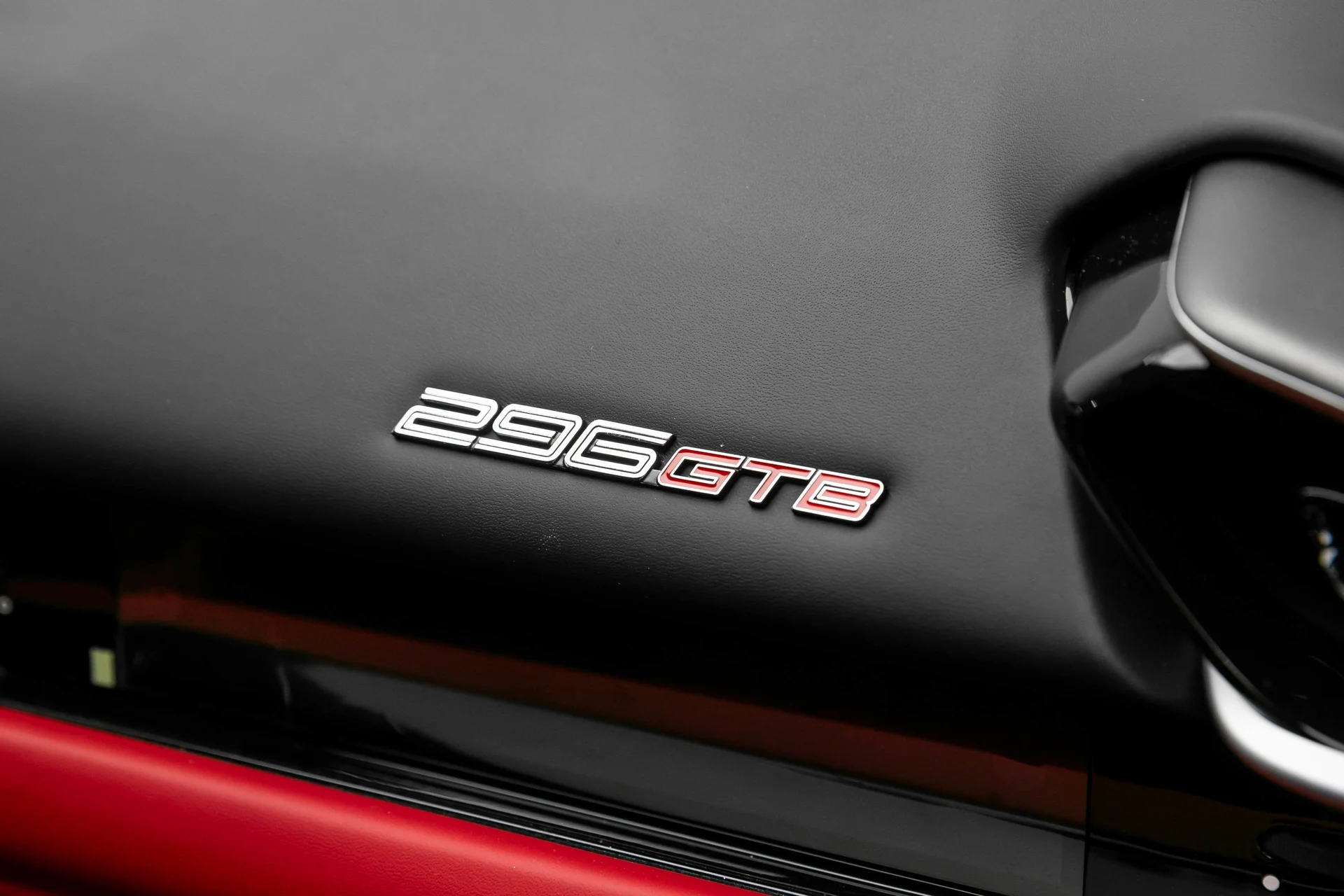 mph037_1247380793_d6b096d9f4ea4002bf59bf901a7d5a6d_5b15384f94