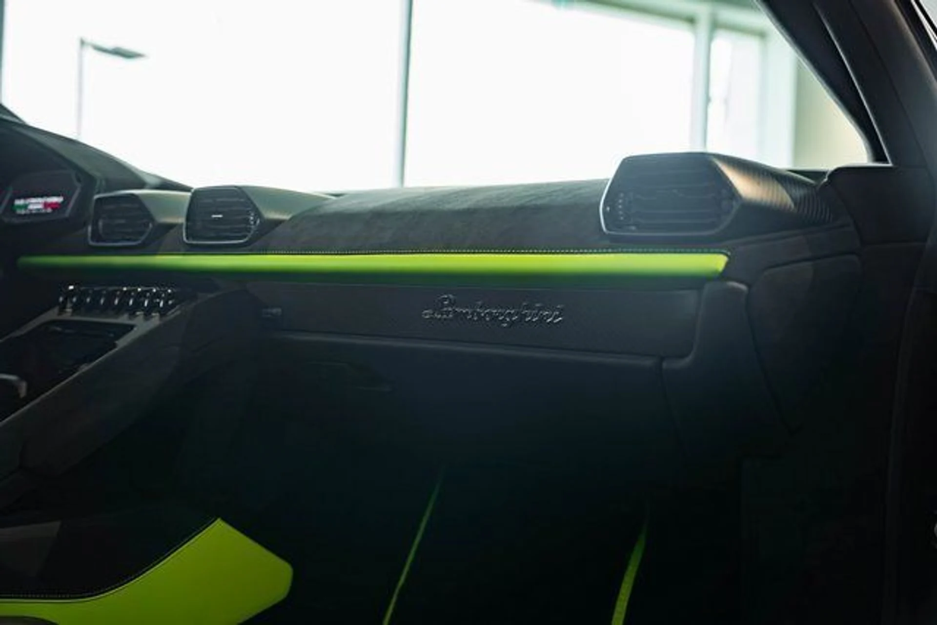 mph037_1250295233_a94228e0da64b5863df215bef0342b80_83a6414638