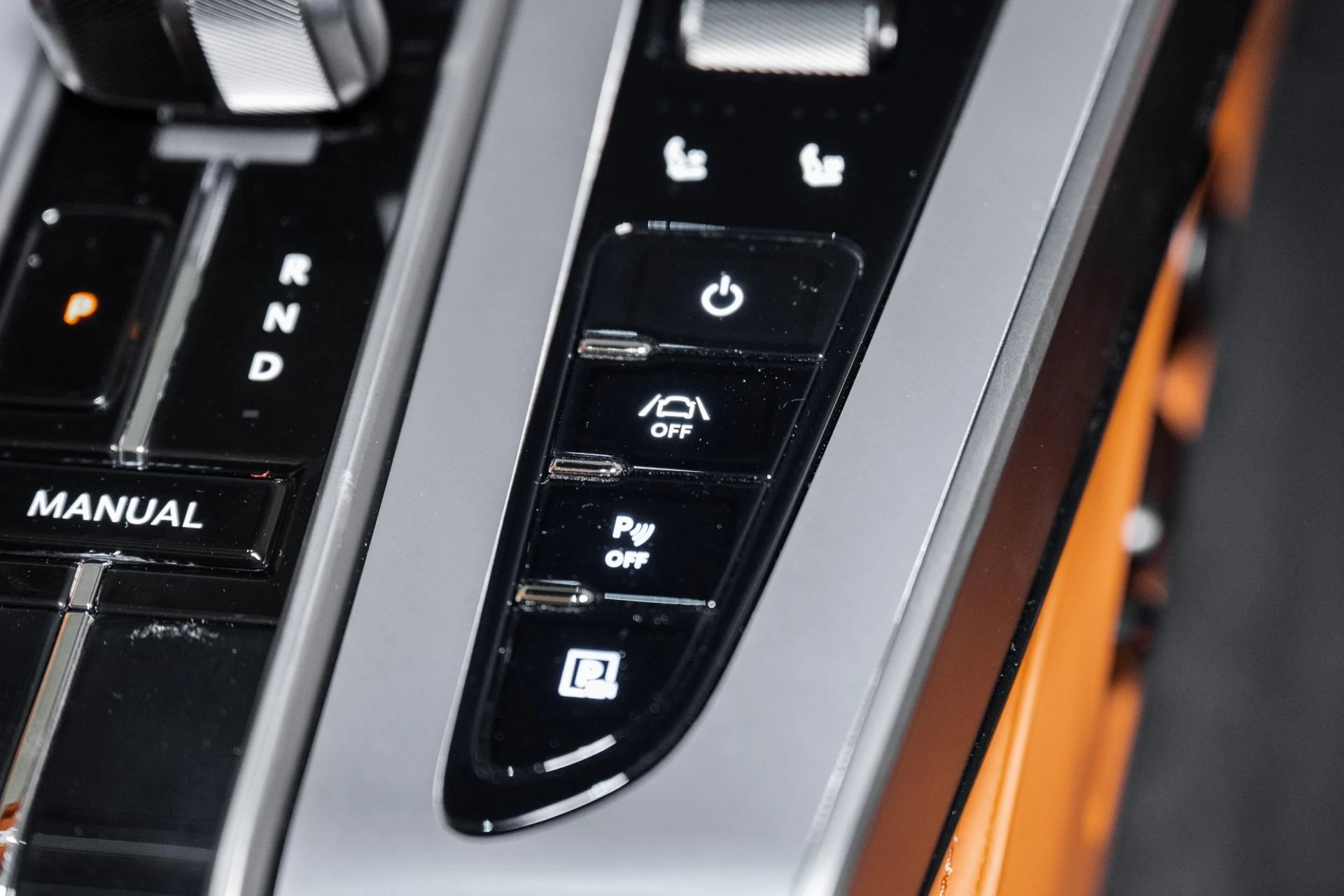 mph037_1250549222_Used_2025_Aston_Martin_Vanquish_1751745767_563a1f680b