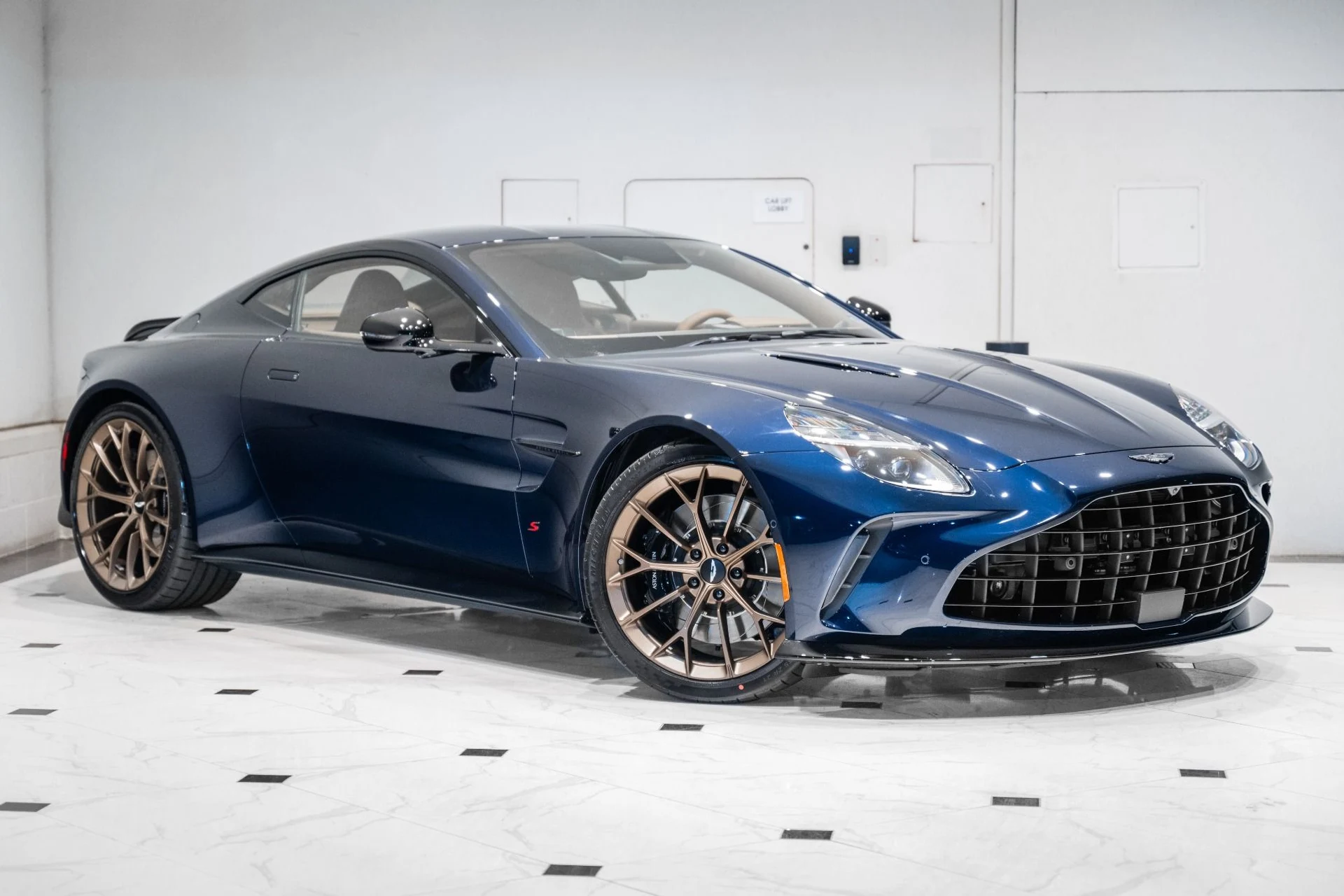mph037_125381154_New_2026_Aston_Martin_Vantage_S_1778078378_b7087e1649