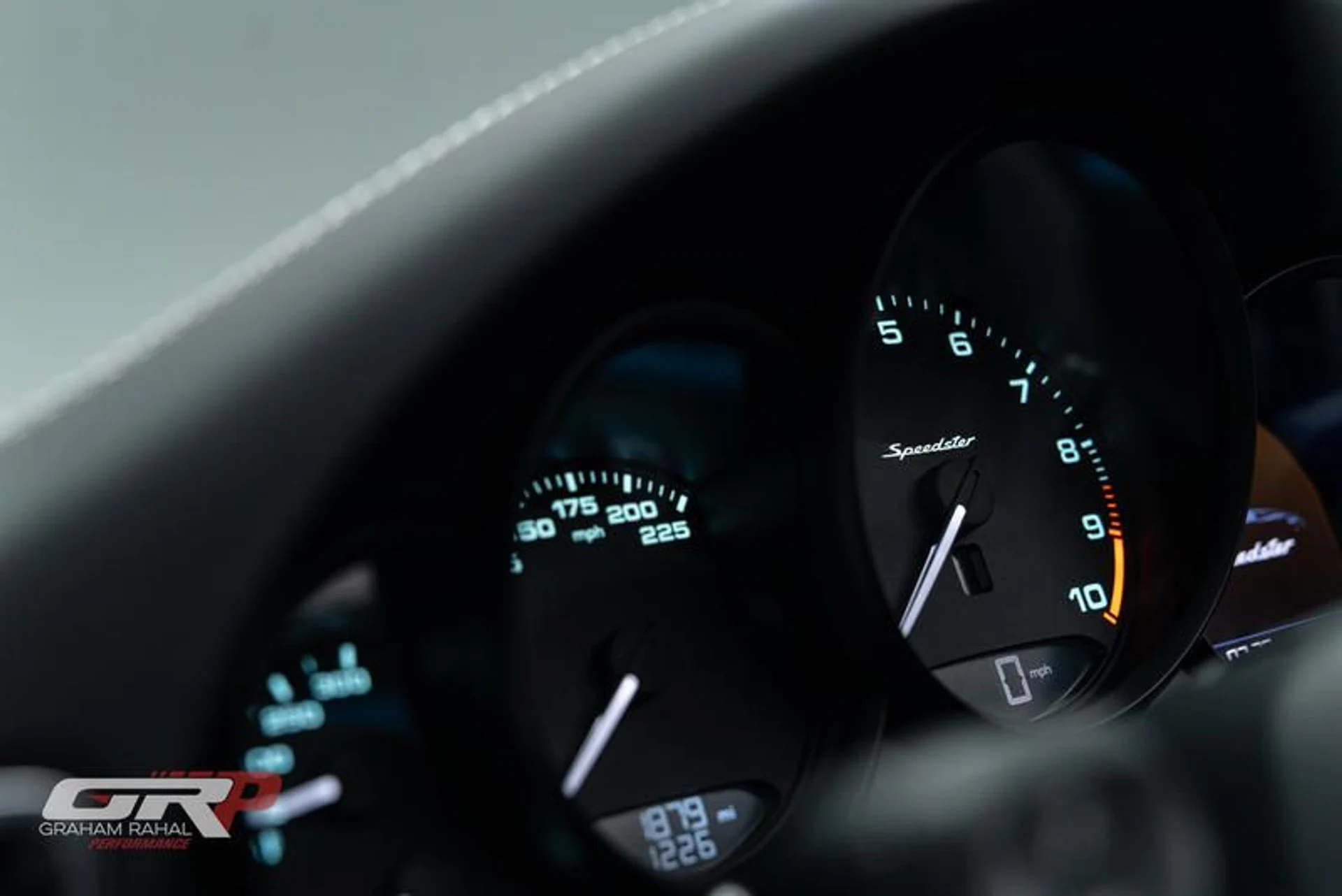 mph037_1258744406_23_AEAFB_9_17_B1_4207_A8_EB_D2_B675_FE_8014_1bd54576b9