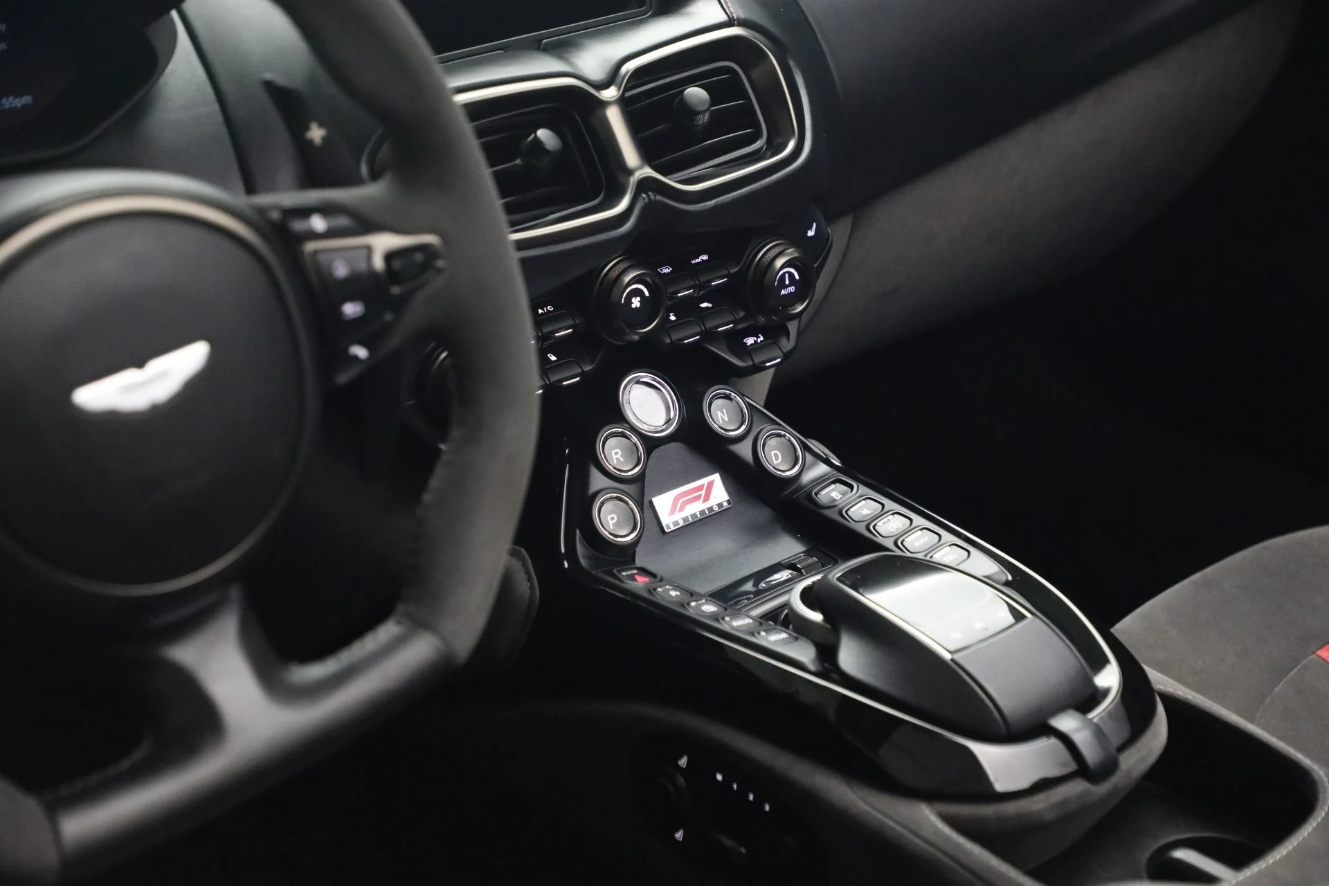 mph037_1260087116_Used_2023_Aston_Martin_Vantage_F1_Edition_1784726539_bb73b72a3b