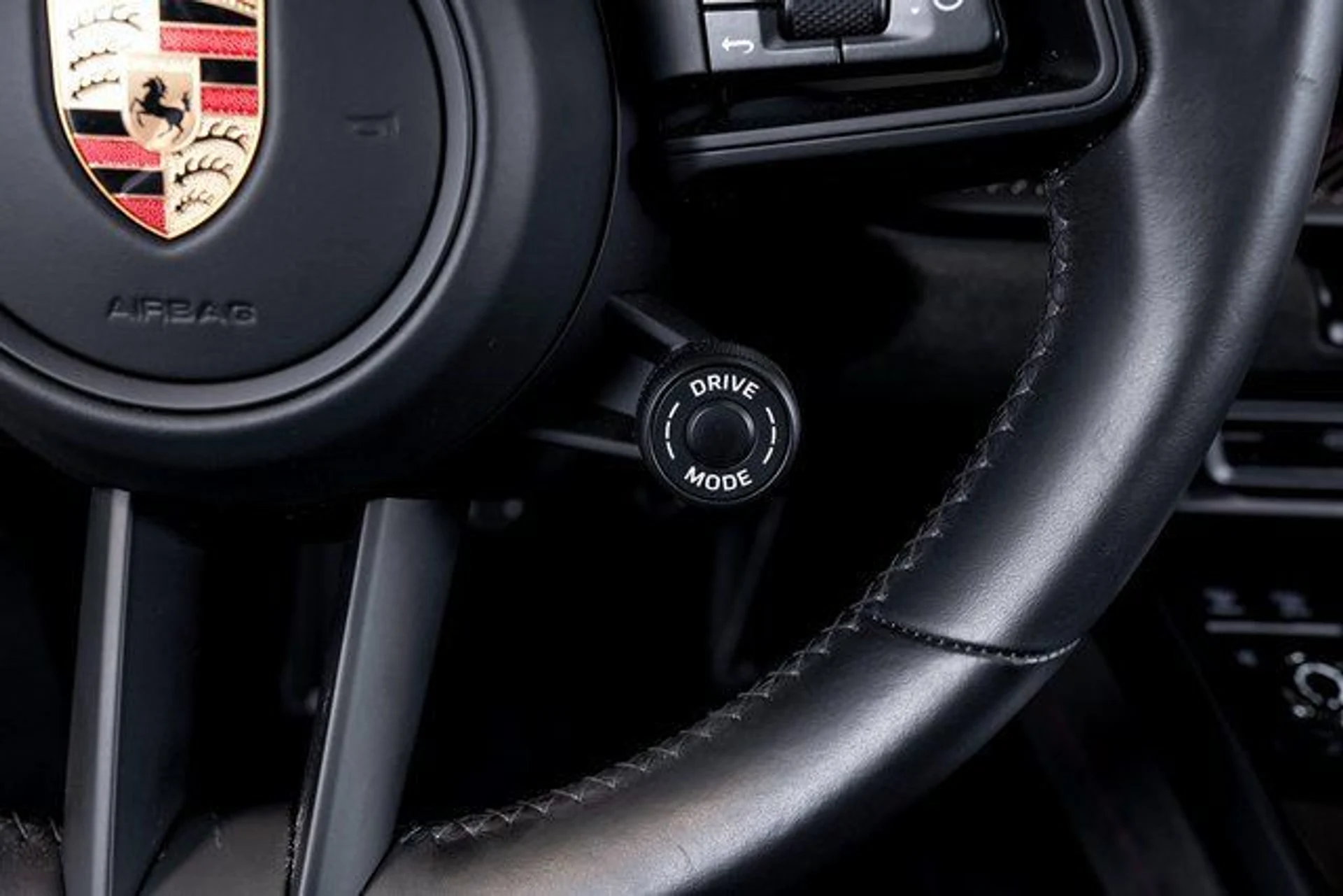 mph037_1266648194_e21ce7acaa70b5179a5e46799c8d0c0ex_70ce74236f