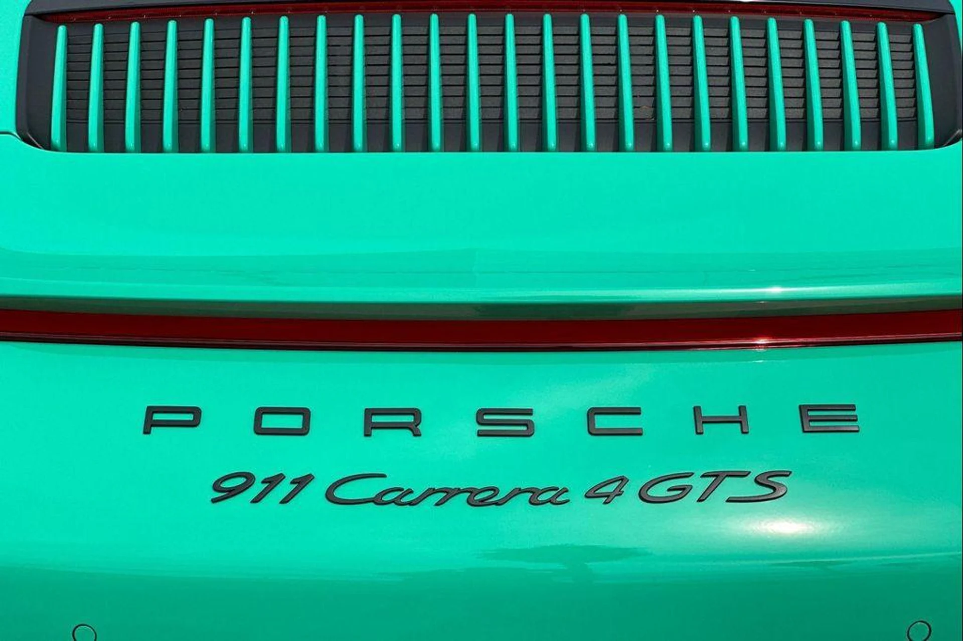 mph037_1272147453_a_GC_Tbrc_Vzk_Fd_ZW_26_BK_Ui6_CR_Va_U_9913ed6b13