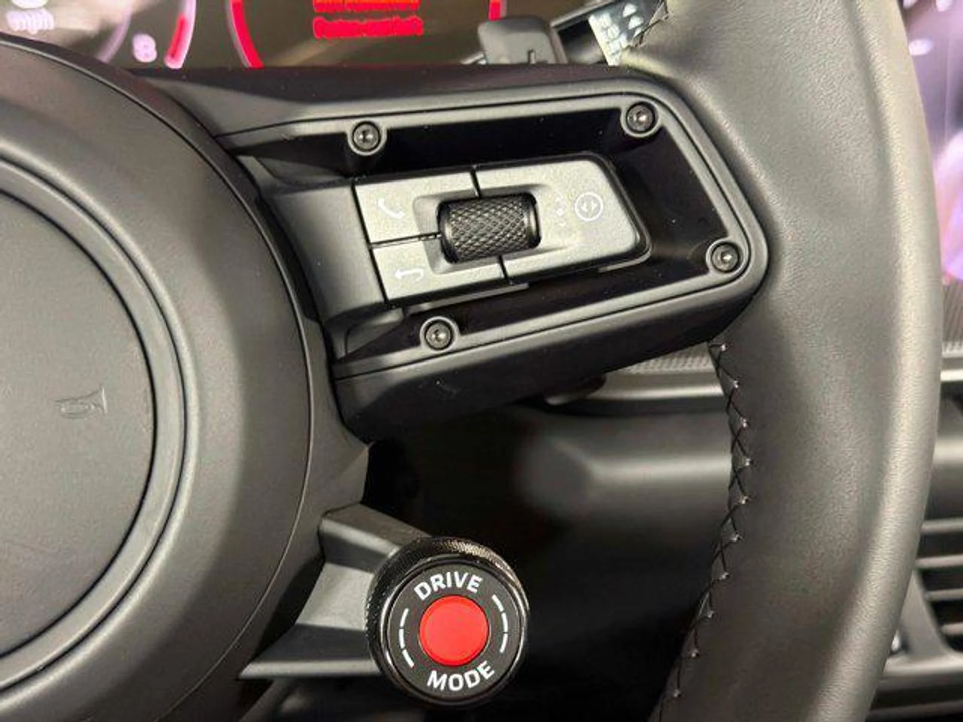 mph037_1272930325_u_2m_Y_Owj5qm_IQ_g_X2_H7_G4_Ciebfw_064c450801