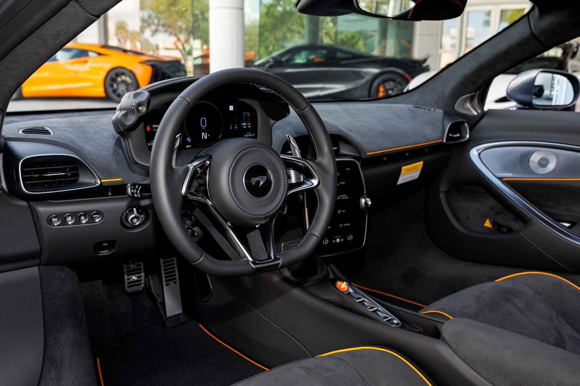 mph037_1286477110_658_p38_l_21e47edf3a