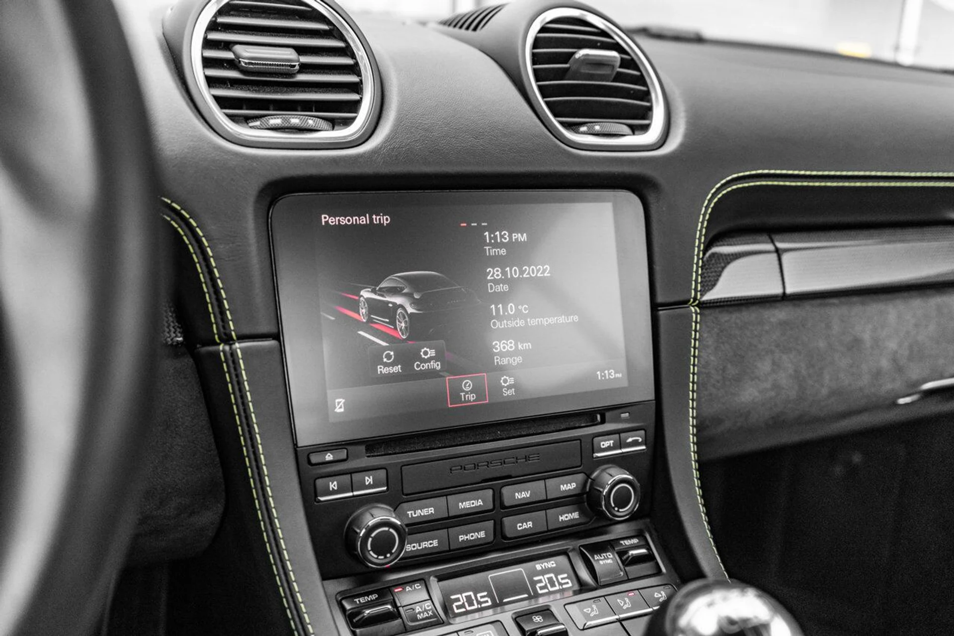 mph037_1293539447_porsche_718_cayman_2020_4c979ae514