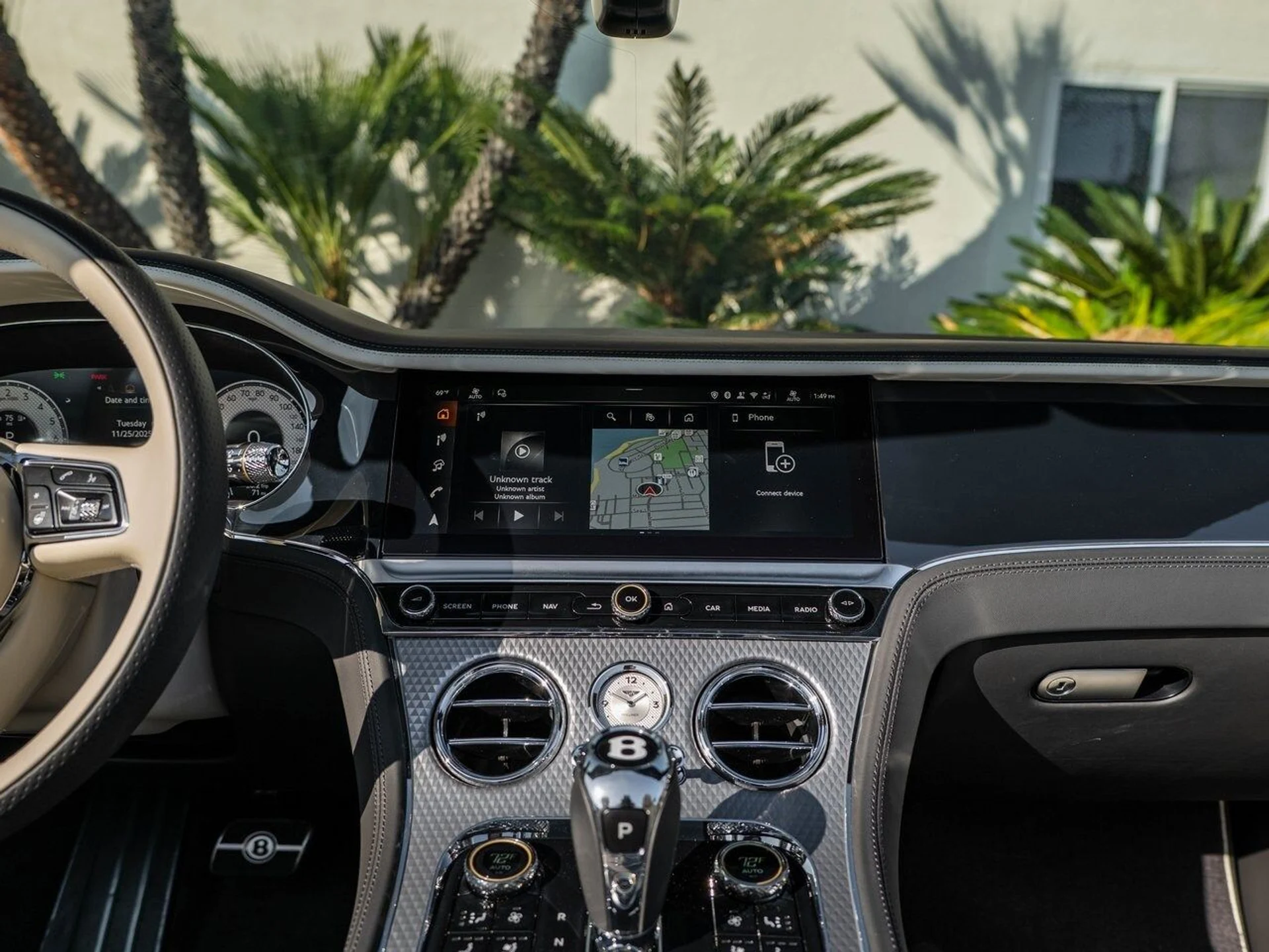 mph037_1297389399_862085c0aac6554e72930ba337a423a7x_fde4e02649