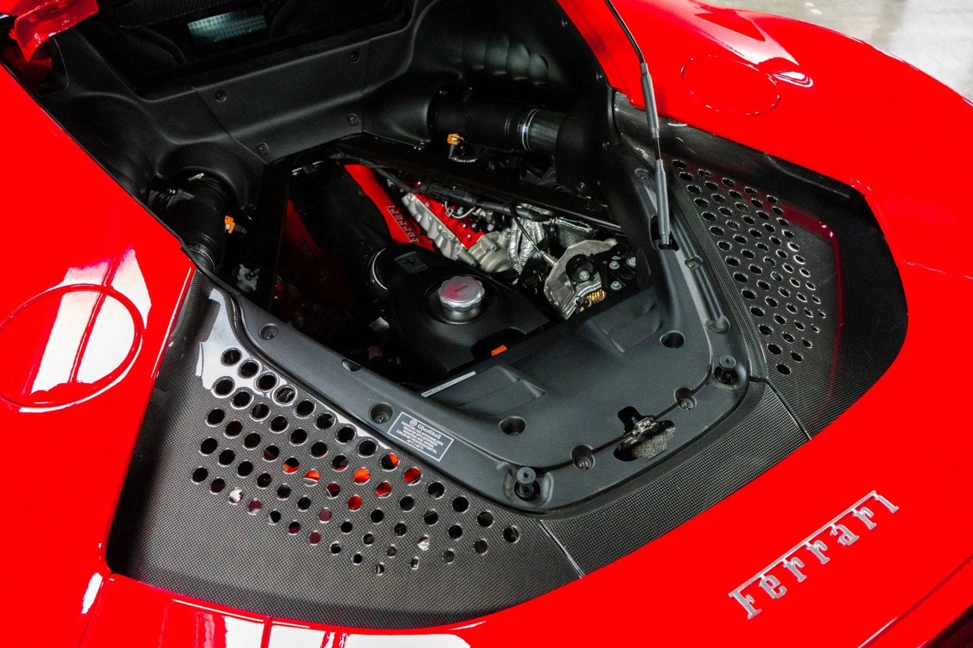 mph037_1300214390_Used_2023_Ferrari_SF_90_Stradale_1758051798_d68ccd80d8