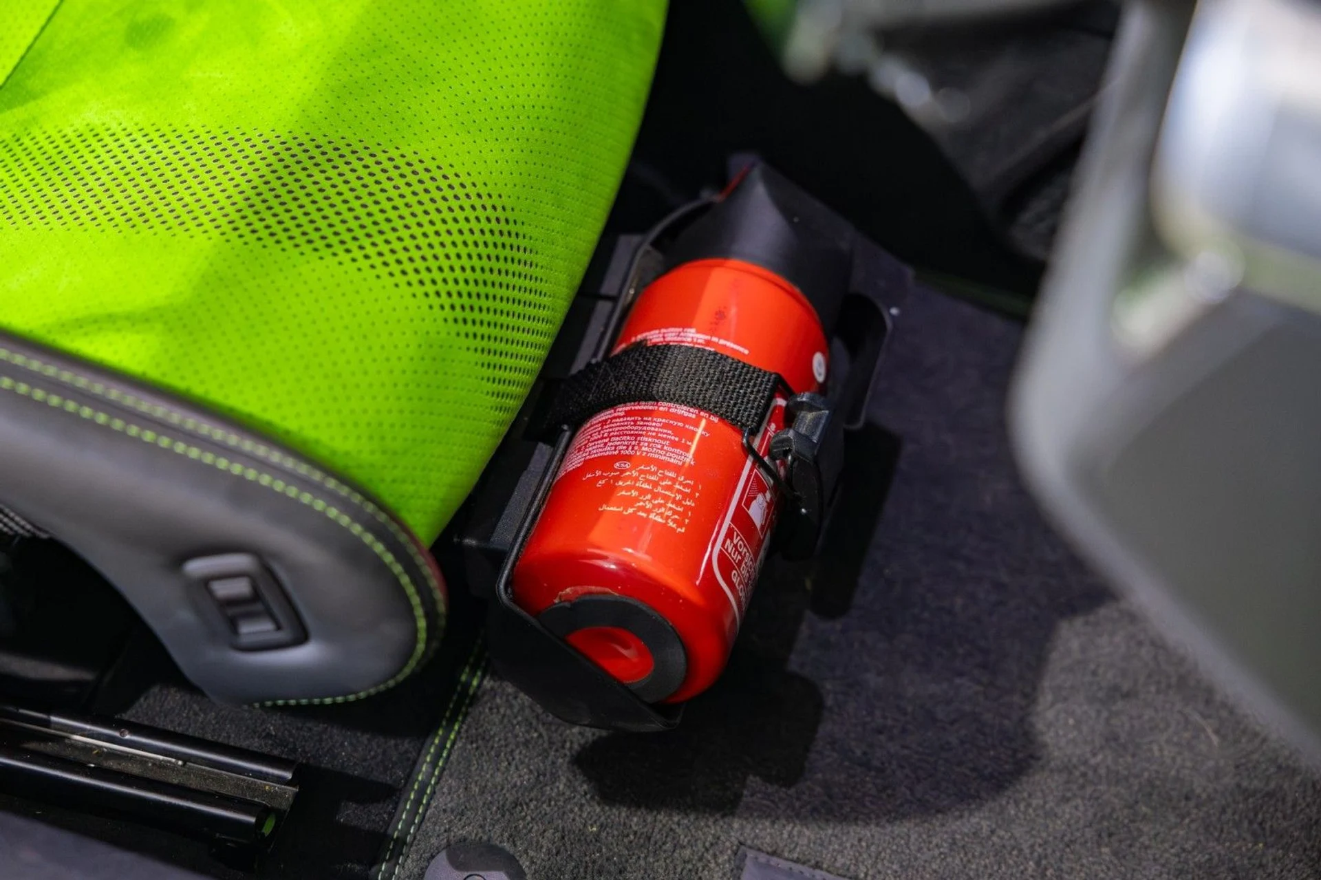 mph037_1301458290_z_A_1ac02fee23