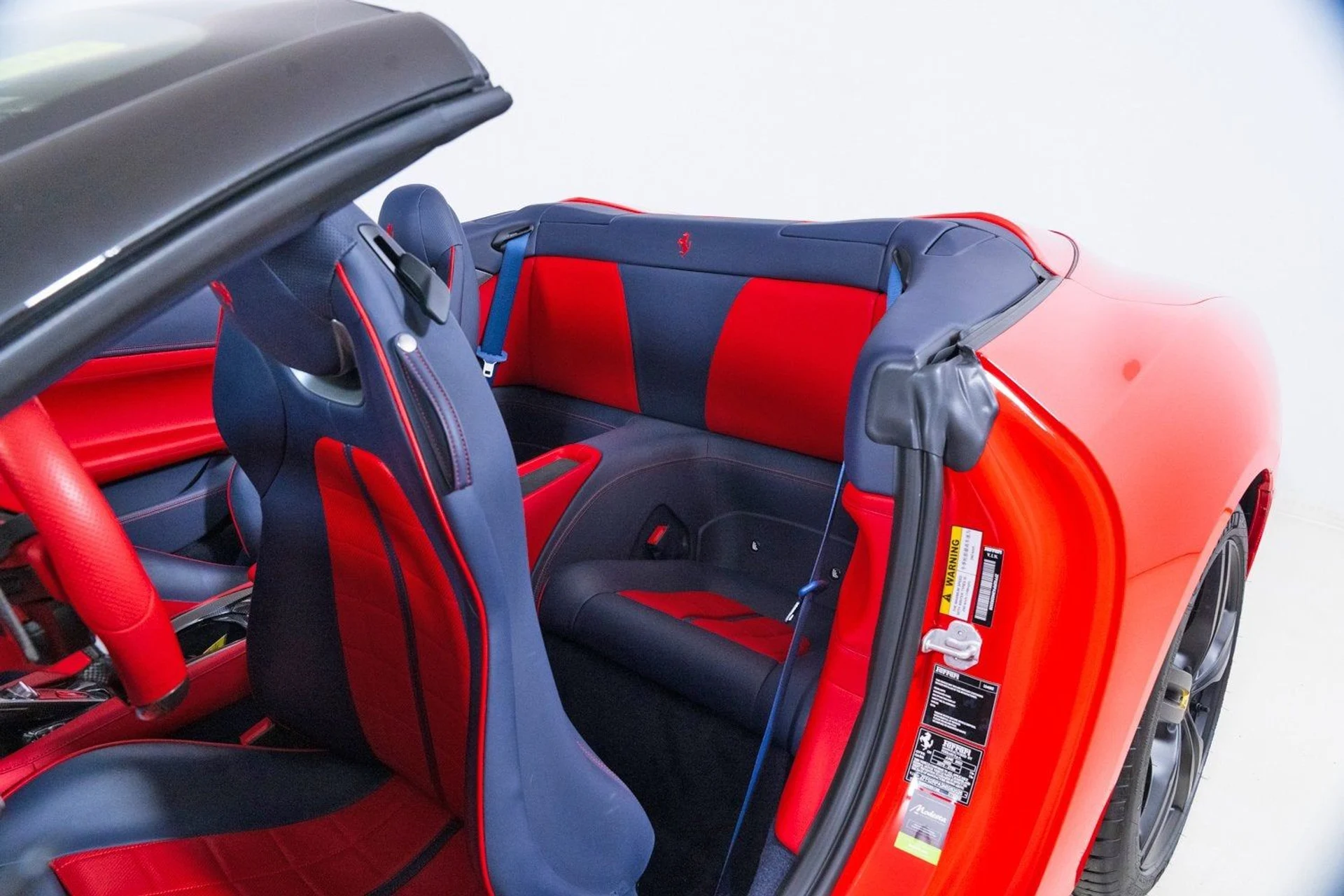 mph037_130552484_c6a65d109b6145e0bf8abd27ca886524_e4873d8982