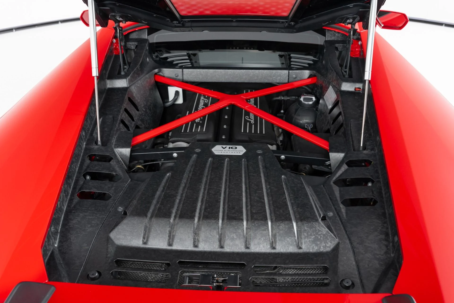 mph037_1306464519_Used_2015_Lamborghini_Huracan_LP_6104_1757361072_fbc5cee39d