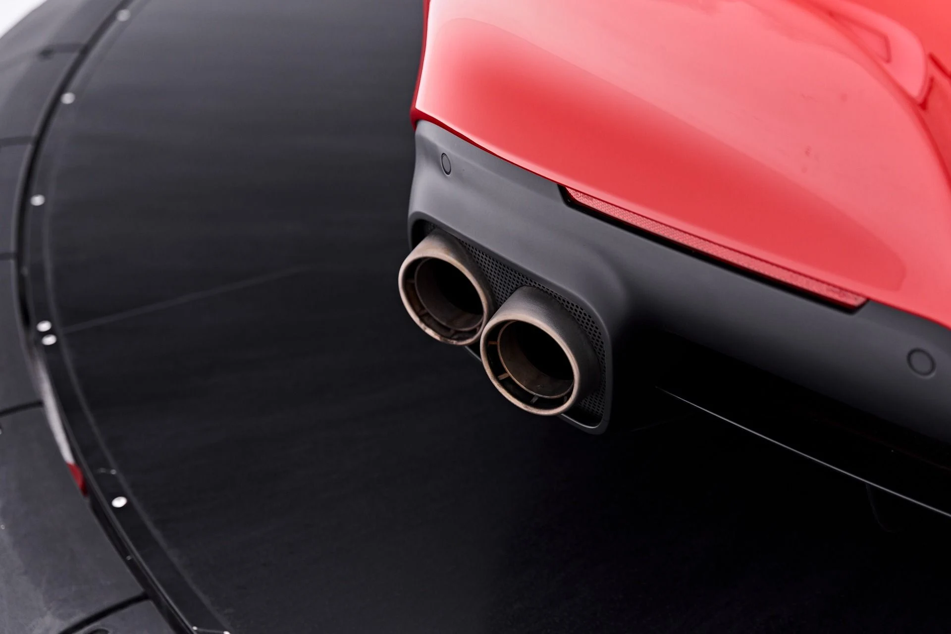mph037_1310161388_Used_2016_Ferrari_F12_Berlinetta_1789434701_6c25abe65c