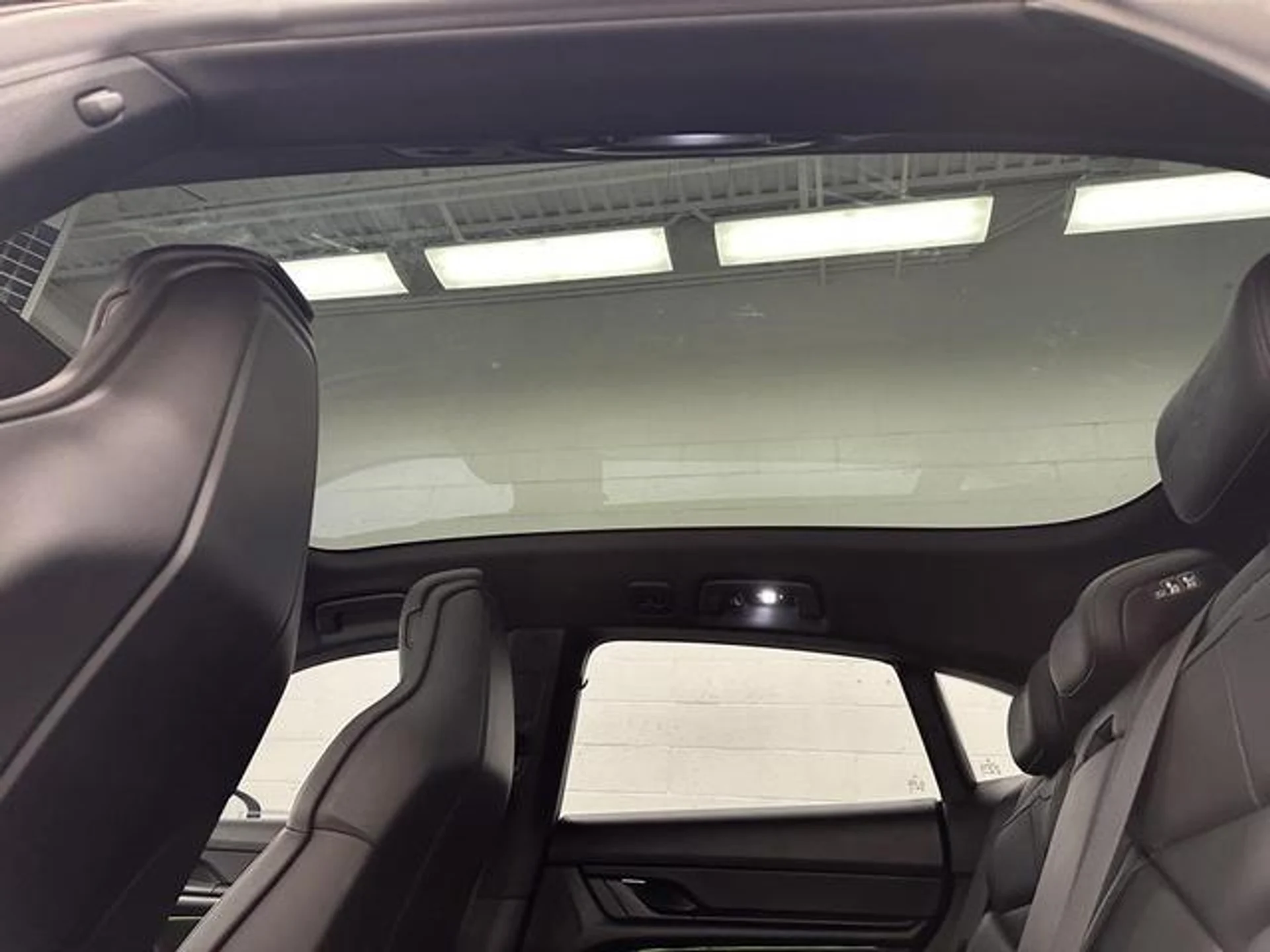 mph037_1321754757_Ue9n_Sn_OEDOM_Kp_YBWO_Ws_Jxdz_BZ_Tw_9d87cf0405