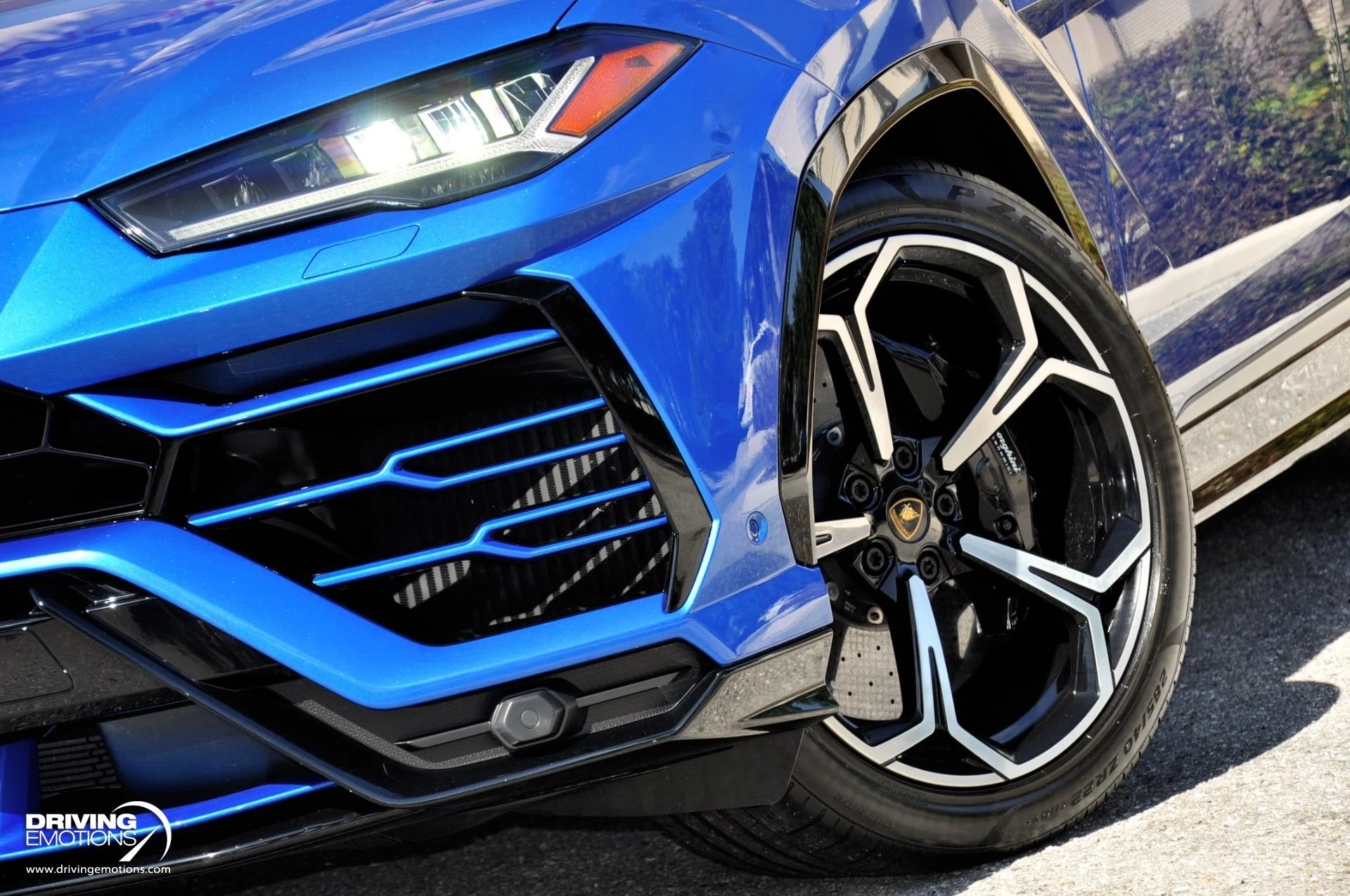 mph037_1333724790_801_p38_l_a22984341a