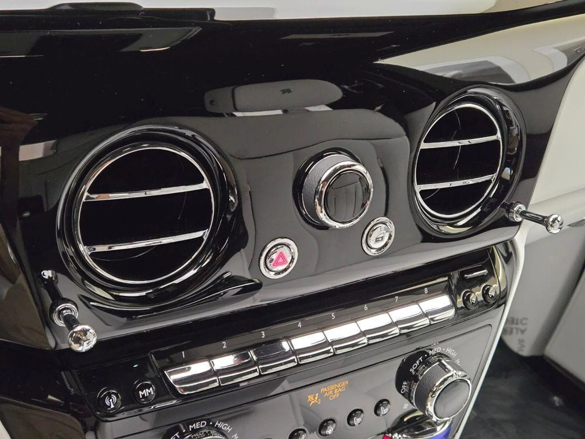 mph037_1336064667_New_2026_Rolls_Royce_Phantom_1776489500_965a0f022a