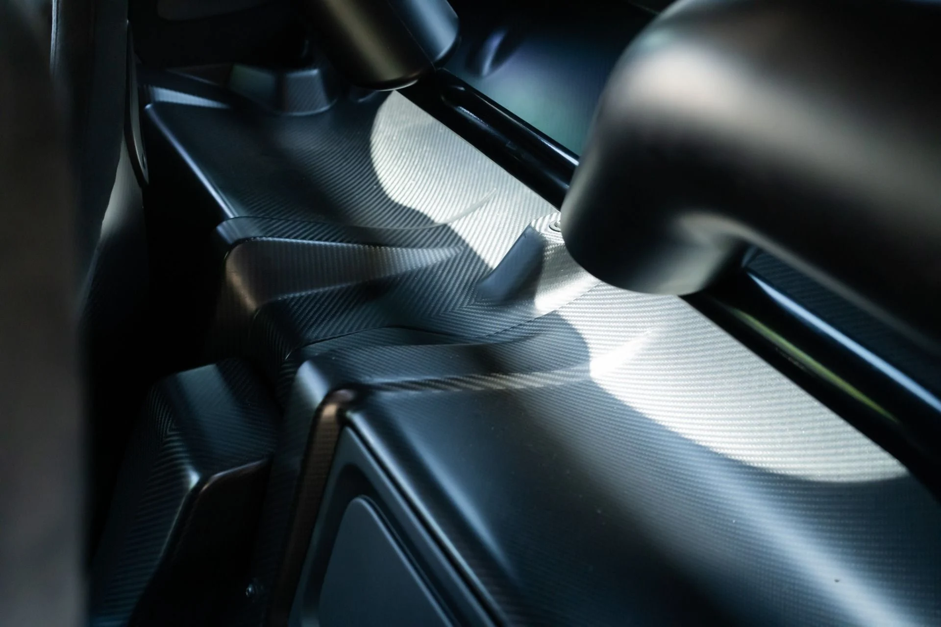 mph037_1347761229_Used_2020_Mc_Laren_620_R_1787598214_7b4f337bb5
