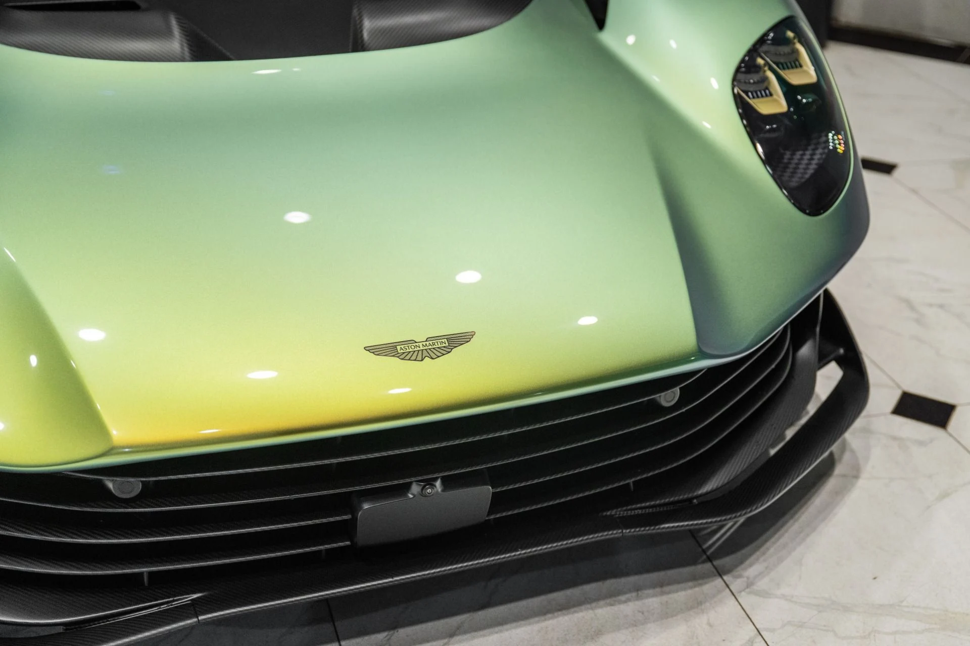 mph037_1368637251_New_2026_Aston_Martin_Valhalla_1790437423_6ec3c9a5c3