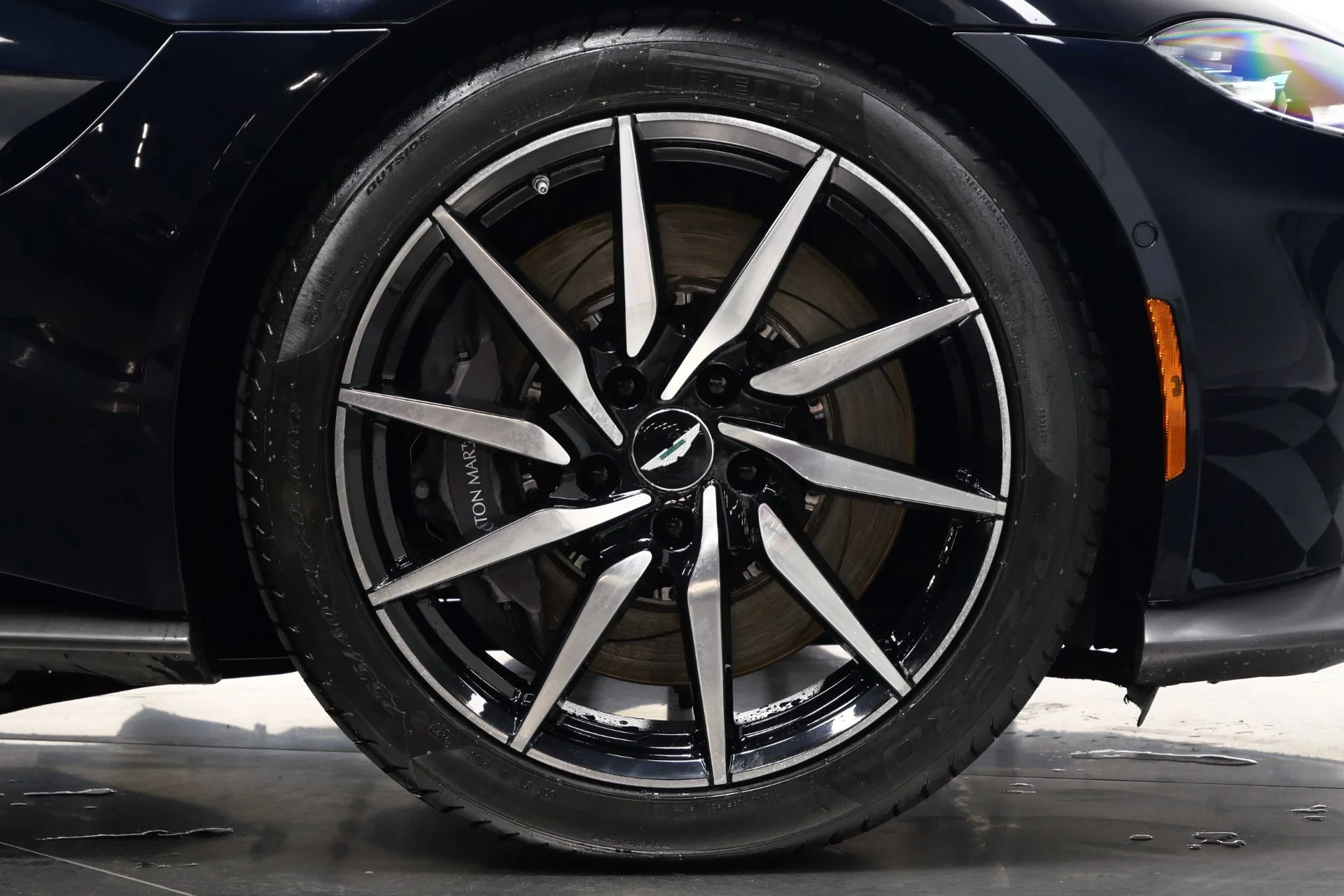 mph037_1381879992_Used_2020_Aston_Martin_Vantage_Twin_Turbo_V8_Comfort_Collection_Beautiful_Inside_and_Out_1769203114_14db0b293f