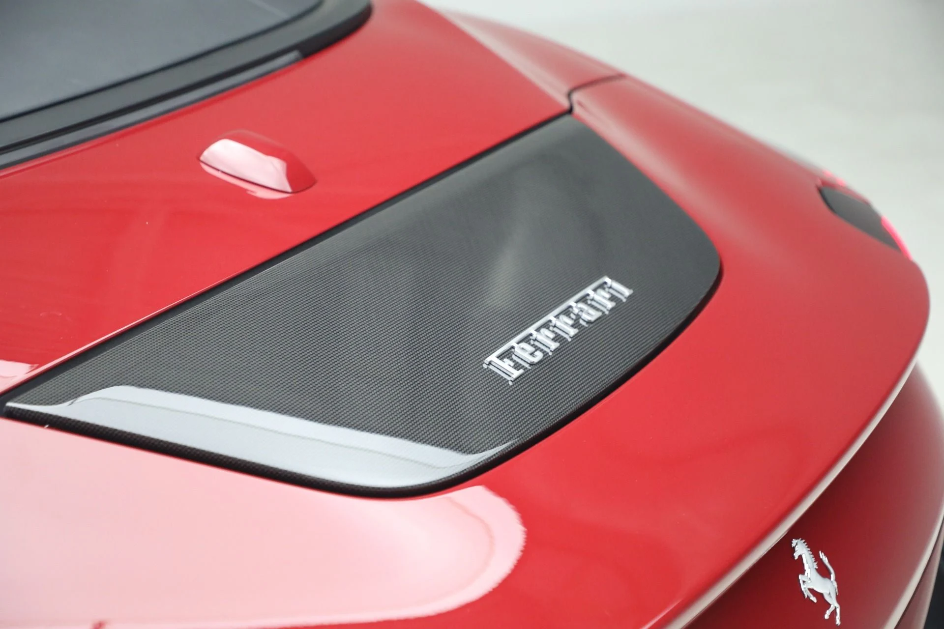 mph037_1394453461_Used_2025_Ferrari_Roma_Spider_1777992623_b1d1cc171f