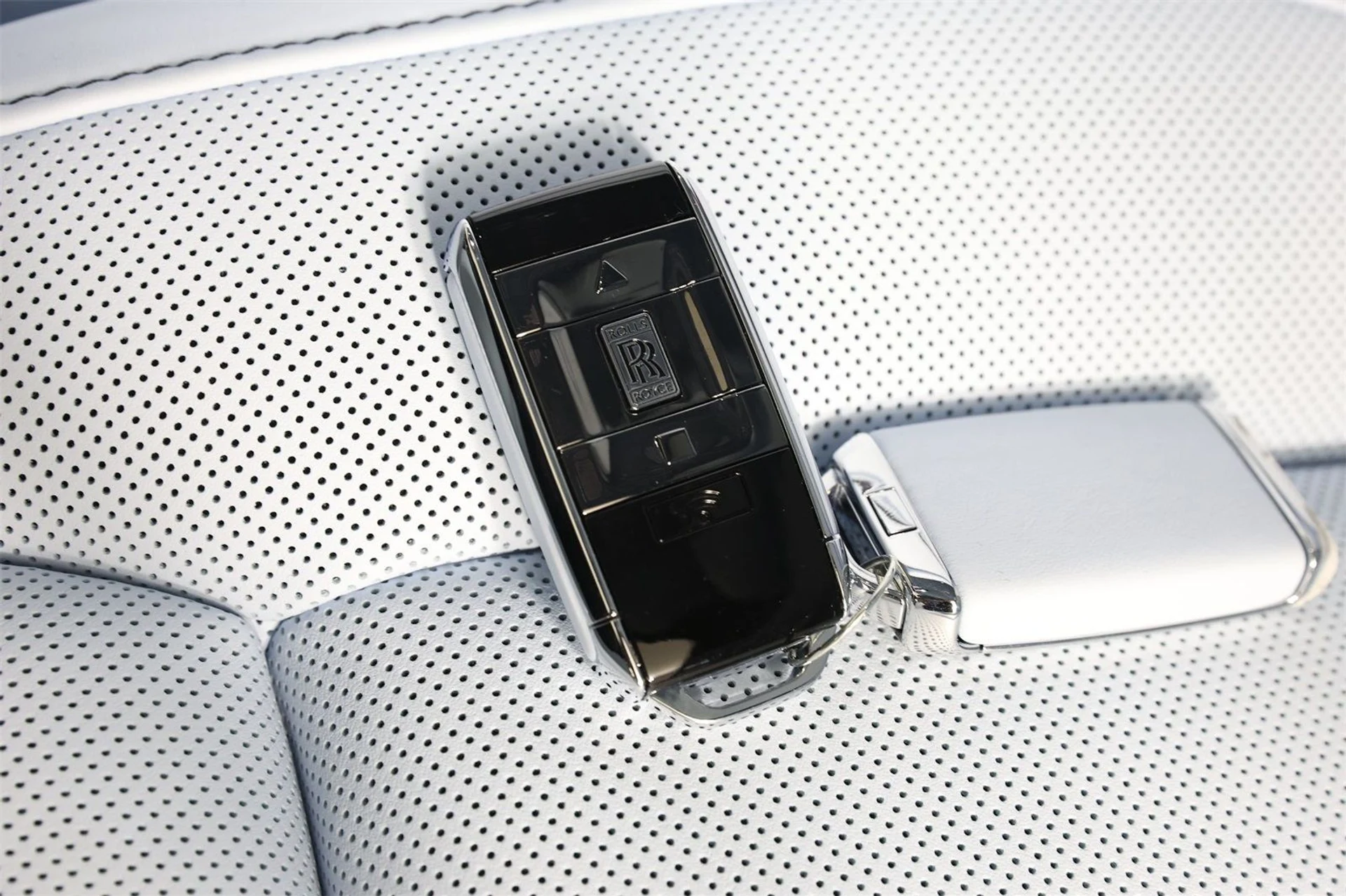 mph037_1399181719_bd1e798207c4fea83351222b38bd19ac_5157621bc4