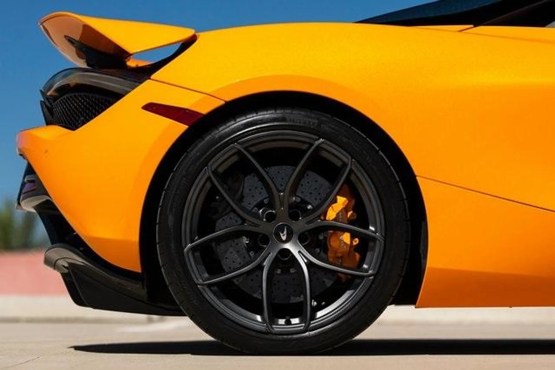 mph037_1406872615_Used_2019_MCLAREN_720_S_Spider_Performance_1620459169_1badc54bdd