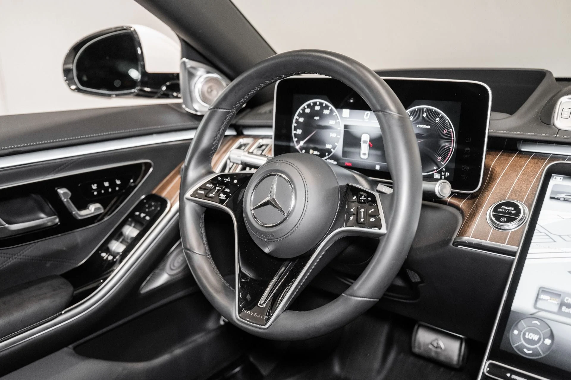 mph037_140932893_Used_2023_Mercedes_Benz_S_Class_Maybach_S_680_1786120243_128ff15054